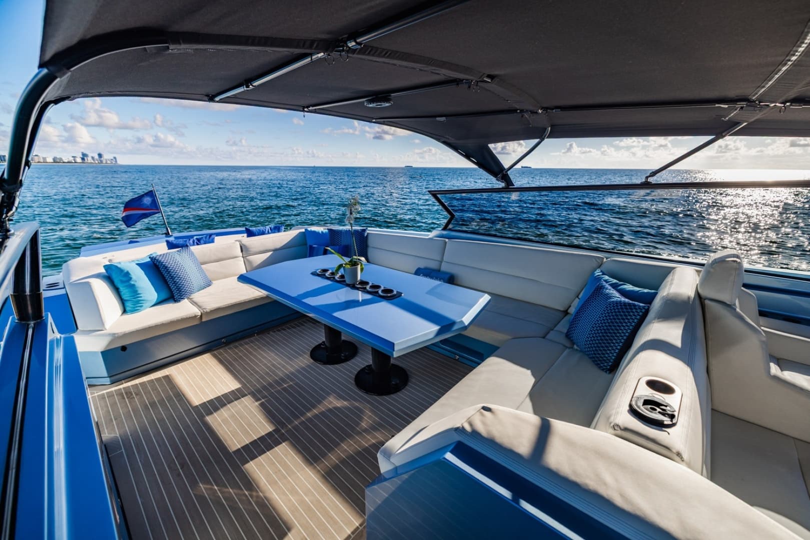 2019 Vanquish Yachts VQ58 photo 16