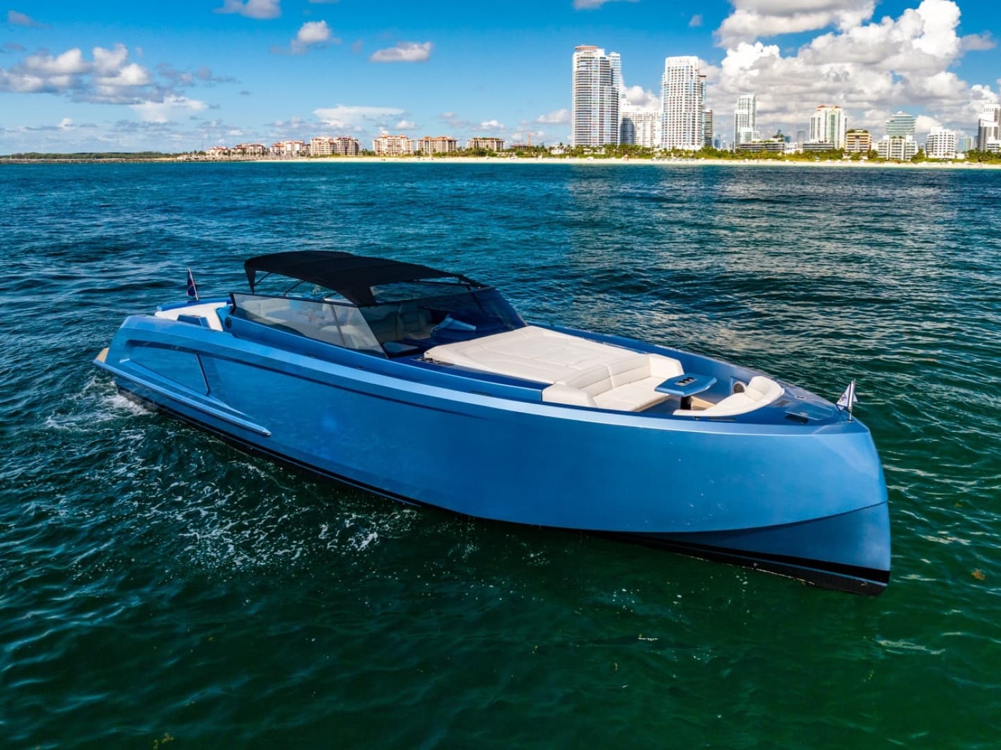 2019 Vanquish Yachts VQ58 photo 4