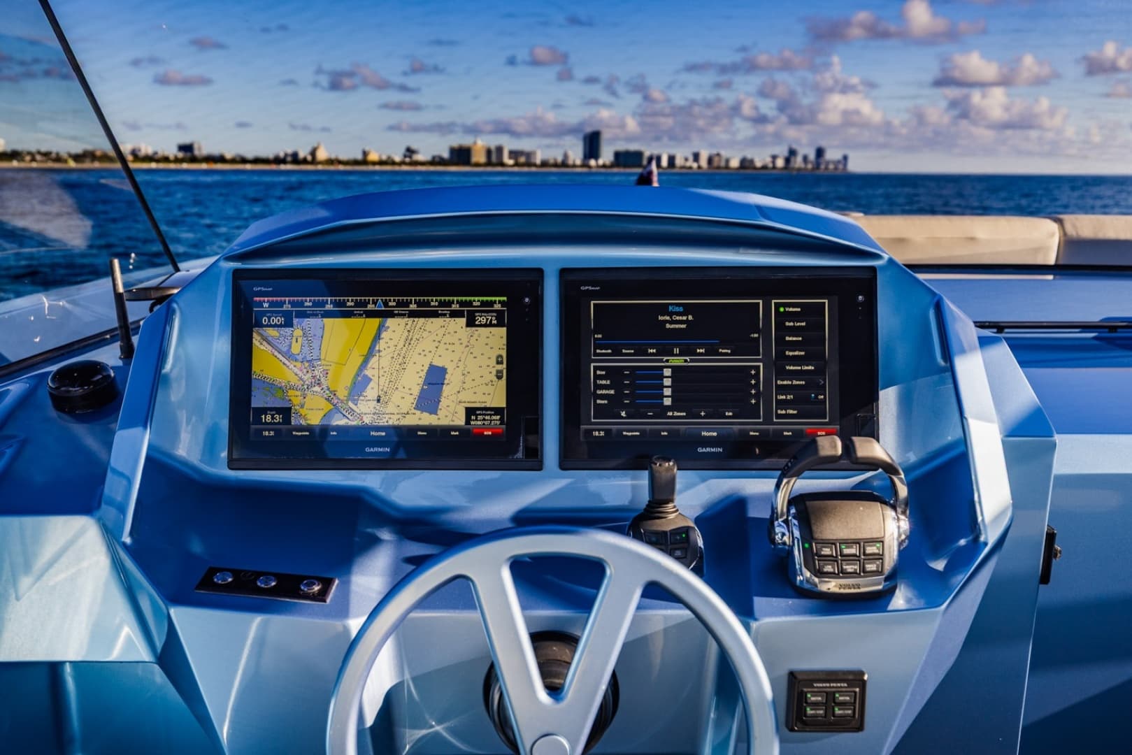2019 Vanquish Yachts VQ58 photo 24