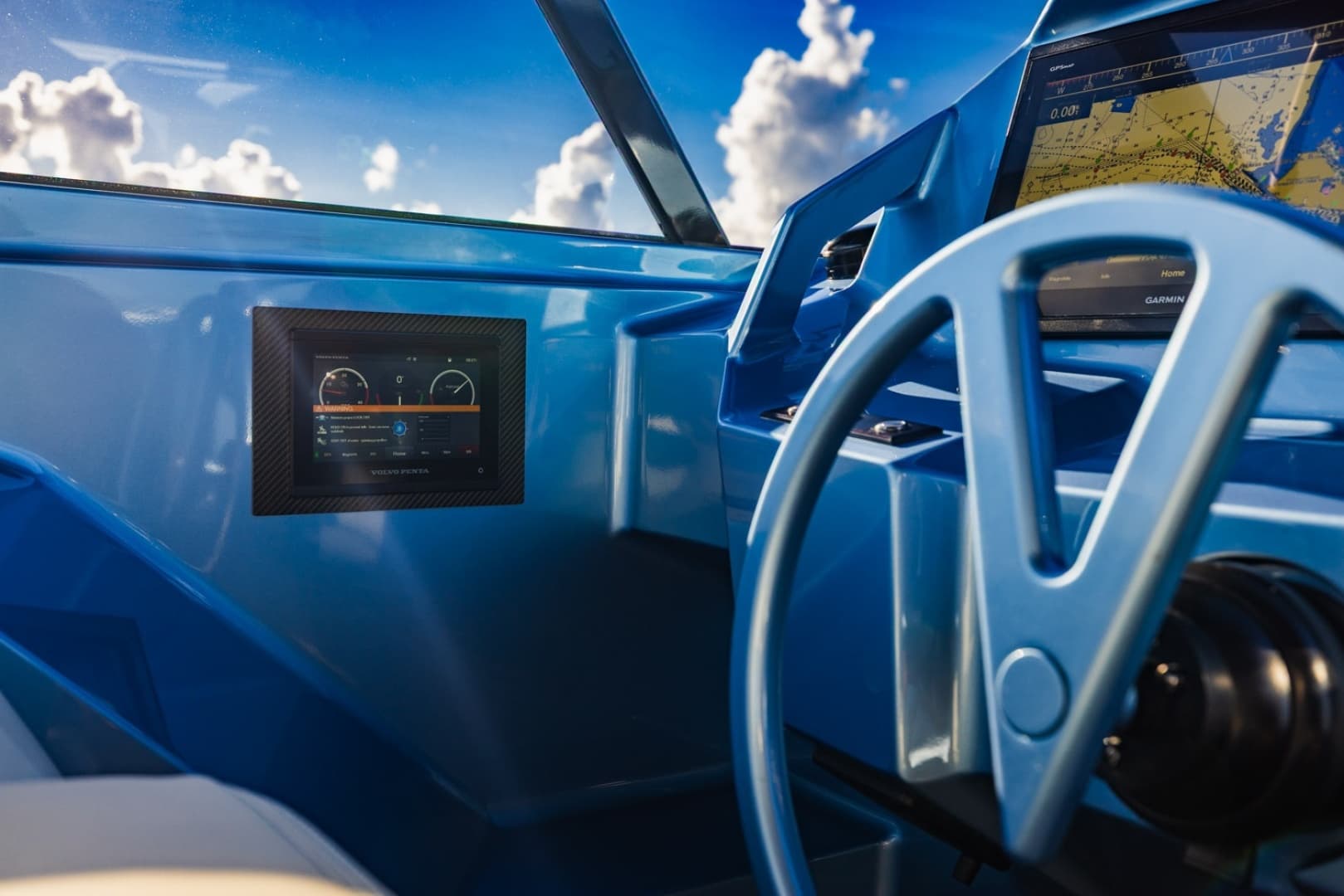 2019 Vanquish Yachts VQ58 photo 32