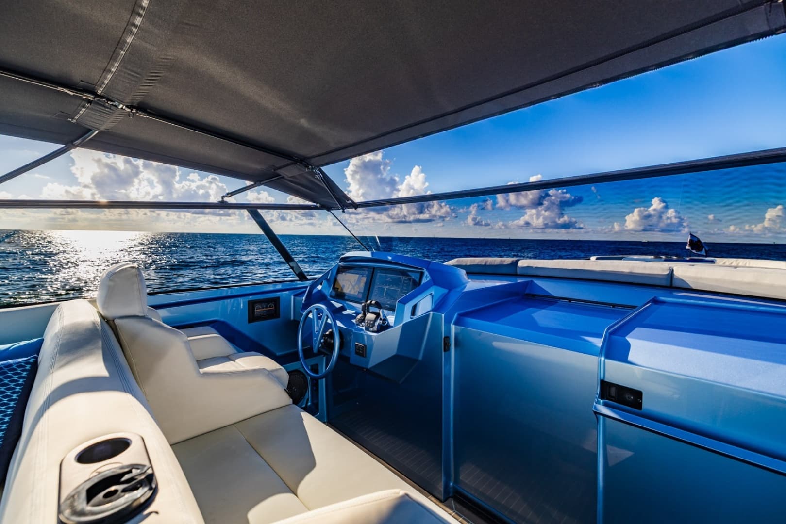 2019 Vanquish Yachts VQ58 photo 23