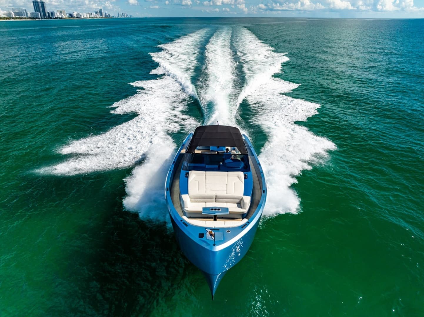 2019 Vanquish Yachts VQ58 photo 2