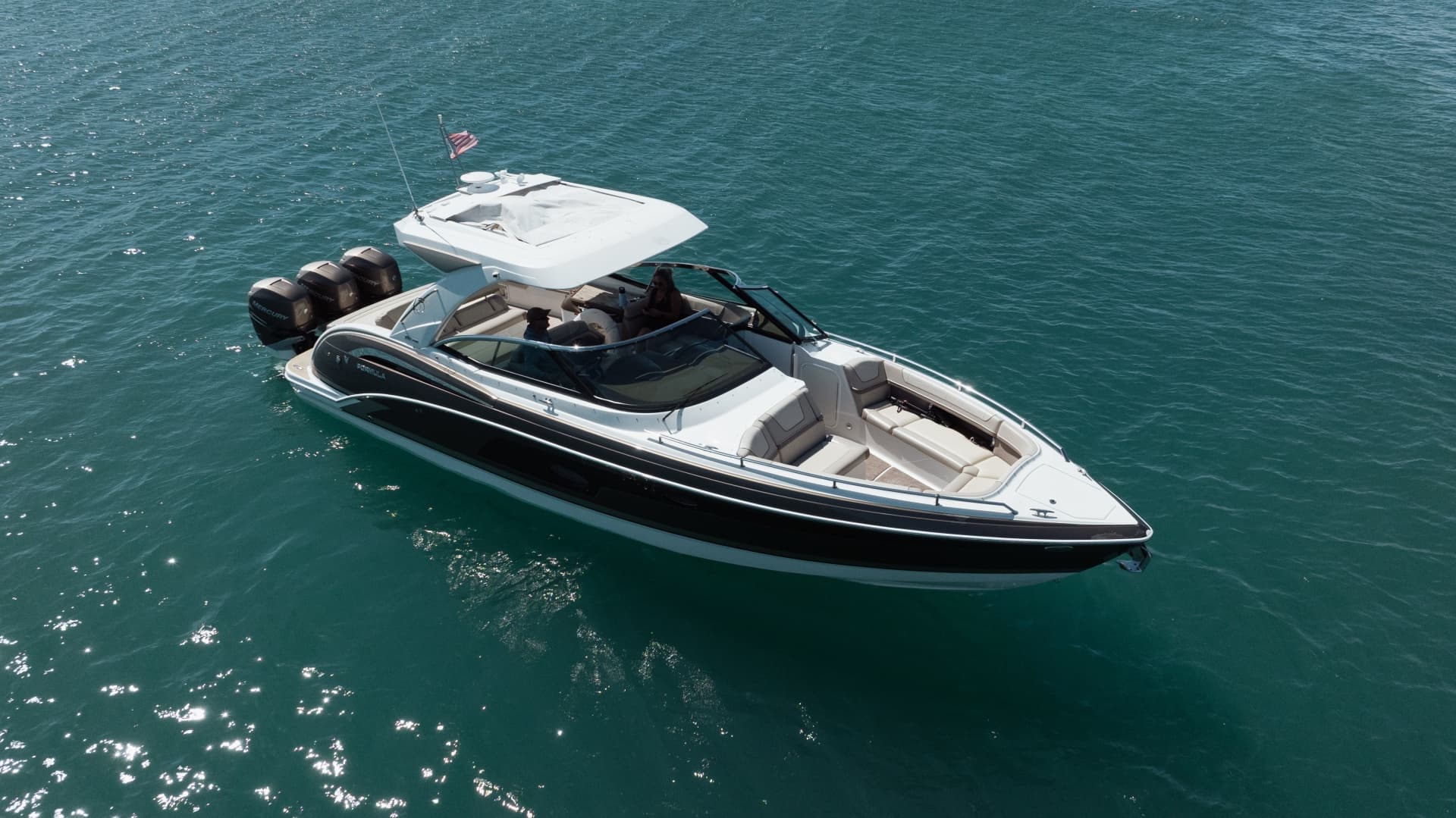 2018 Formula 350 Crossover Bowrider photo 9