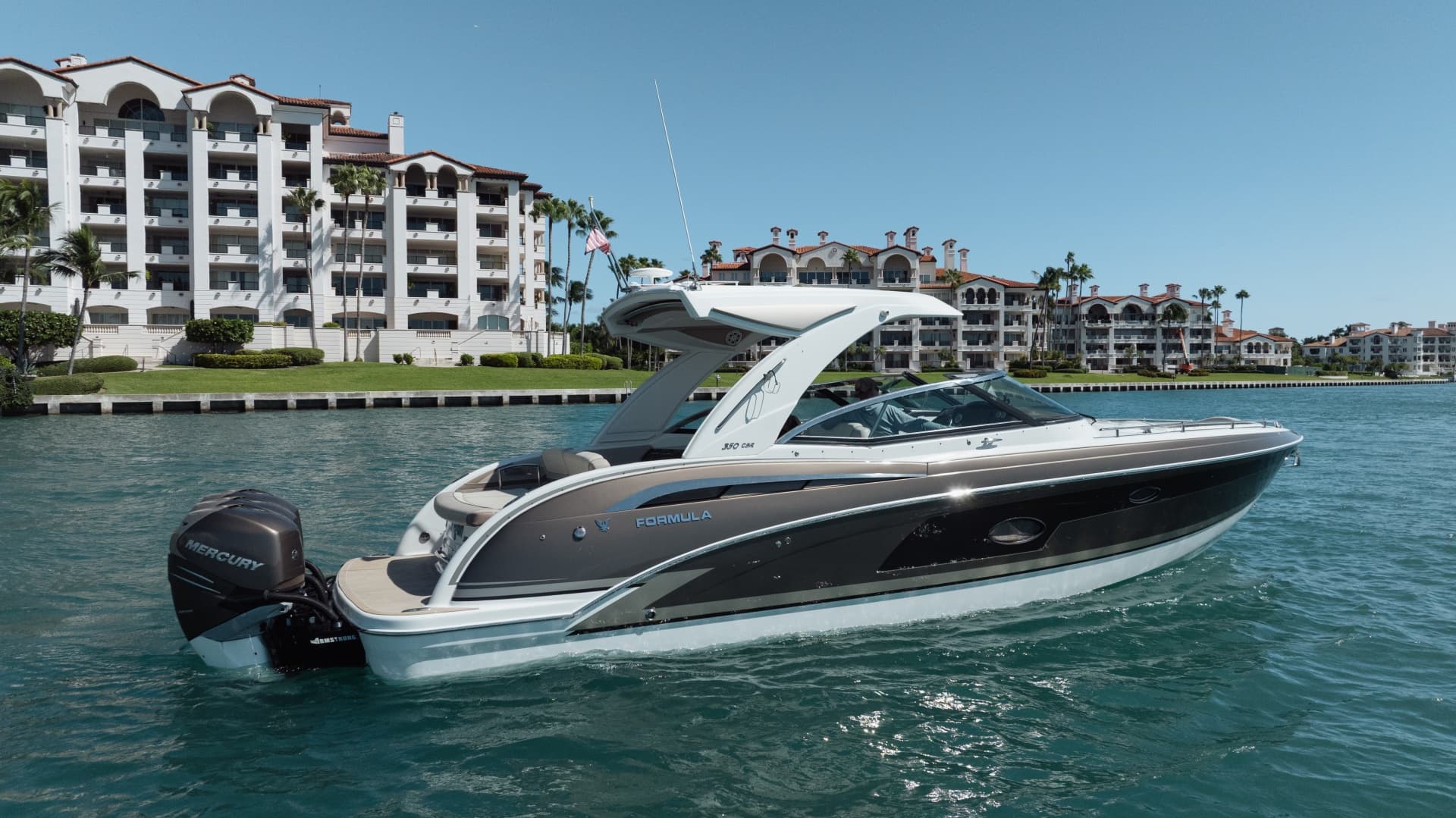 2018 Formula 350 Crossover Bowrider photo 5