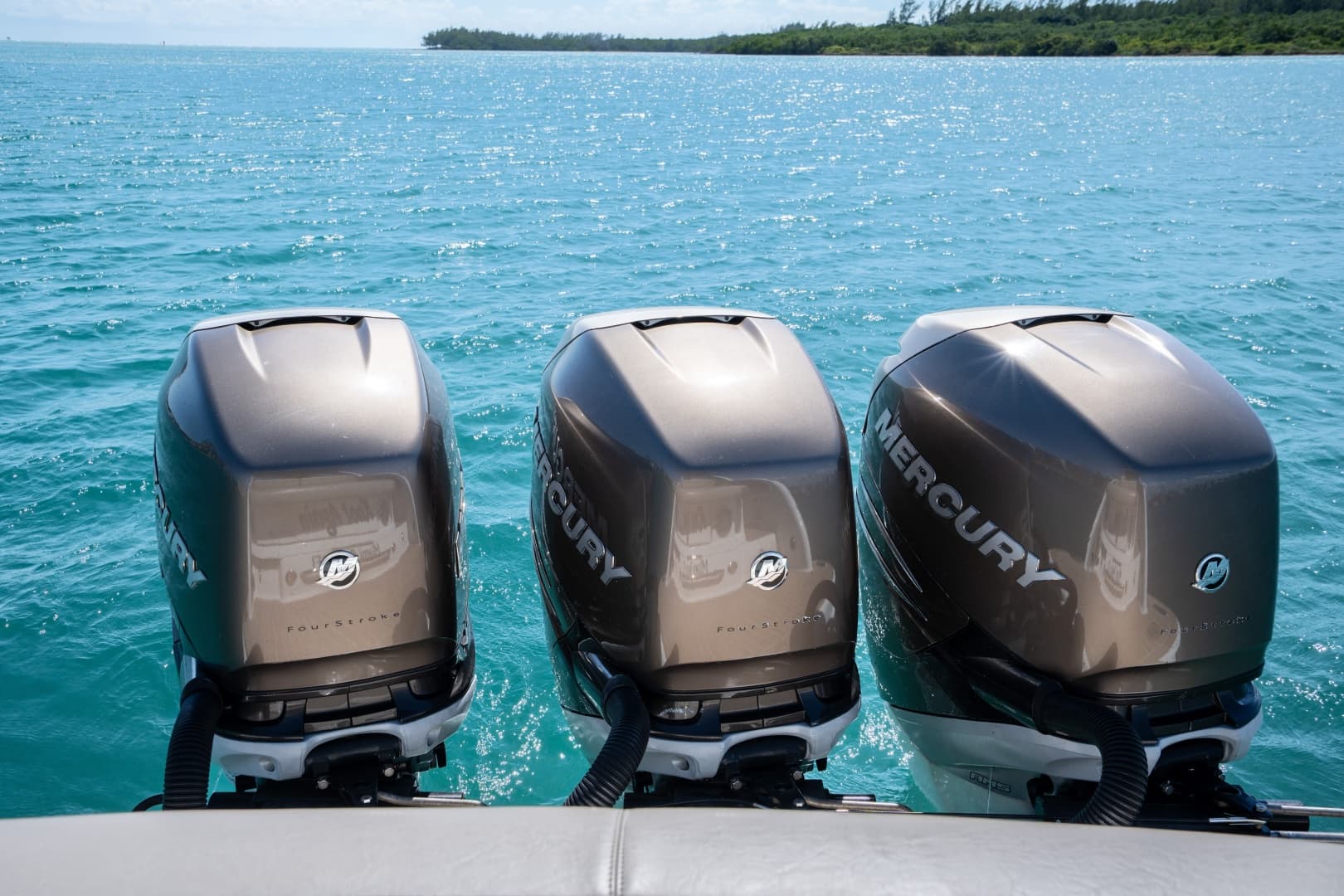 2018 Formula 350 Crossover Bowrider photo 12