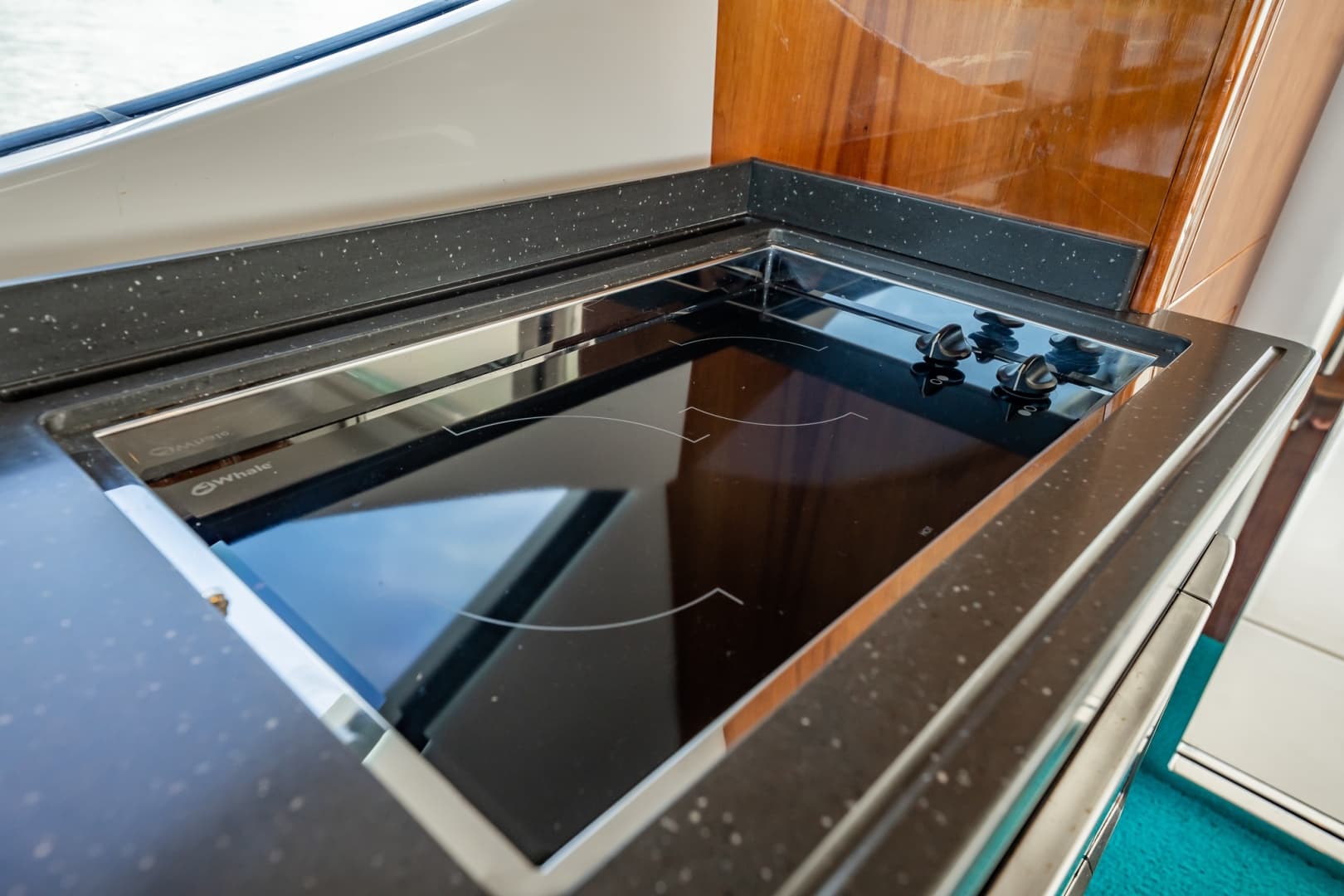 2016 Riviera 5000 Sport Yacht photo 69