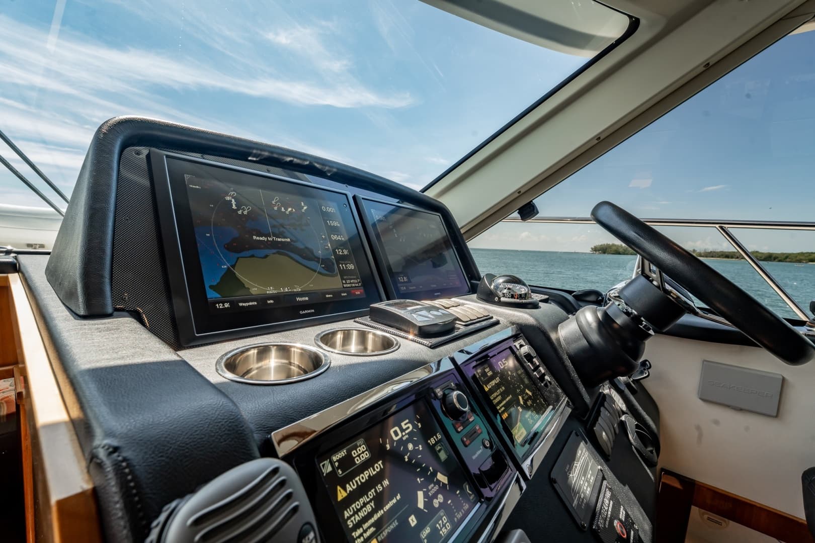 2016 Riviera 5000 Sport Yacht photo 48