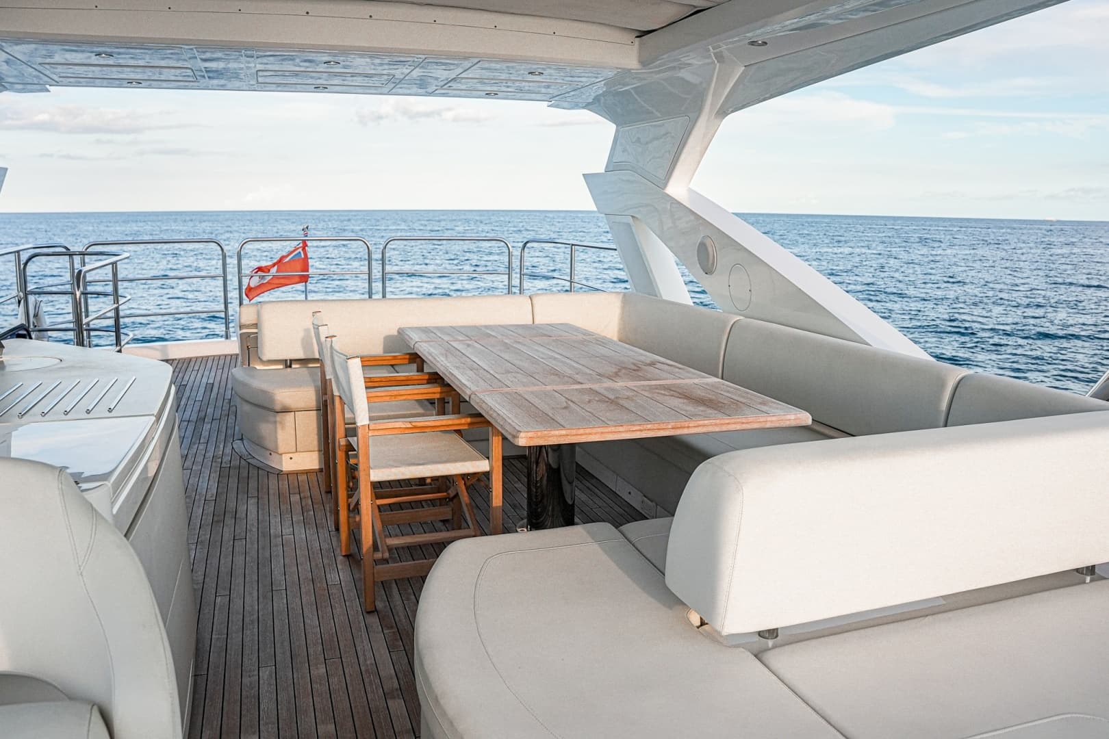 2019 Sunseeker 76 YACHT photo 20