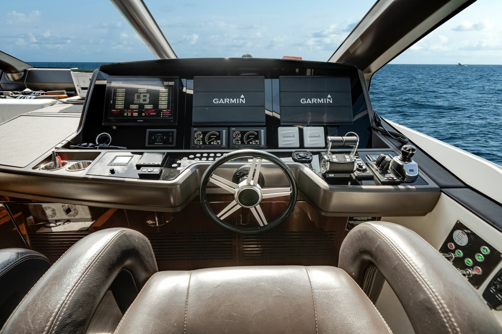 2019 Sunseeker 76 YACHT photo 19