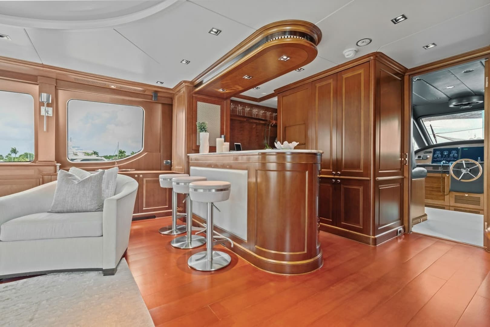 2008 Benetti 121 Classic photo 34