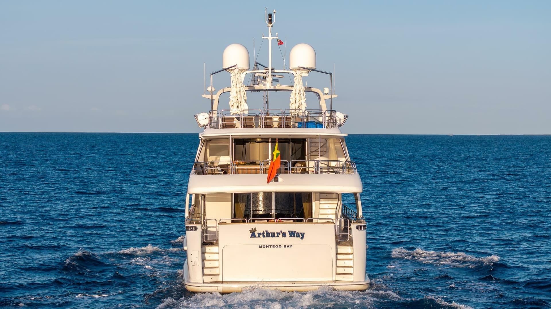 2008 Benetti 121 Classic photo 3