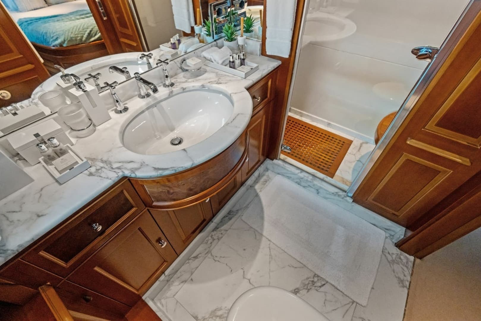 2008 Benetti 121 Classic photo 59