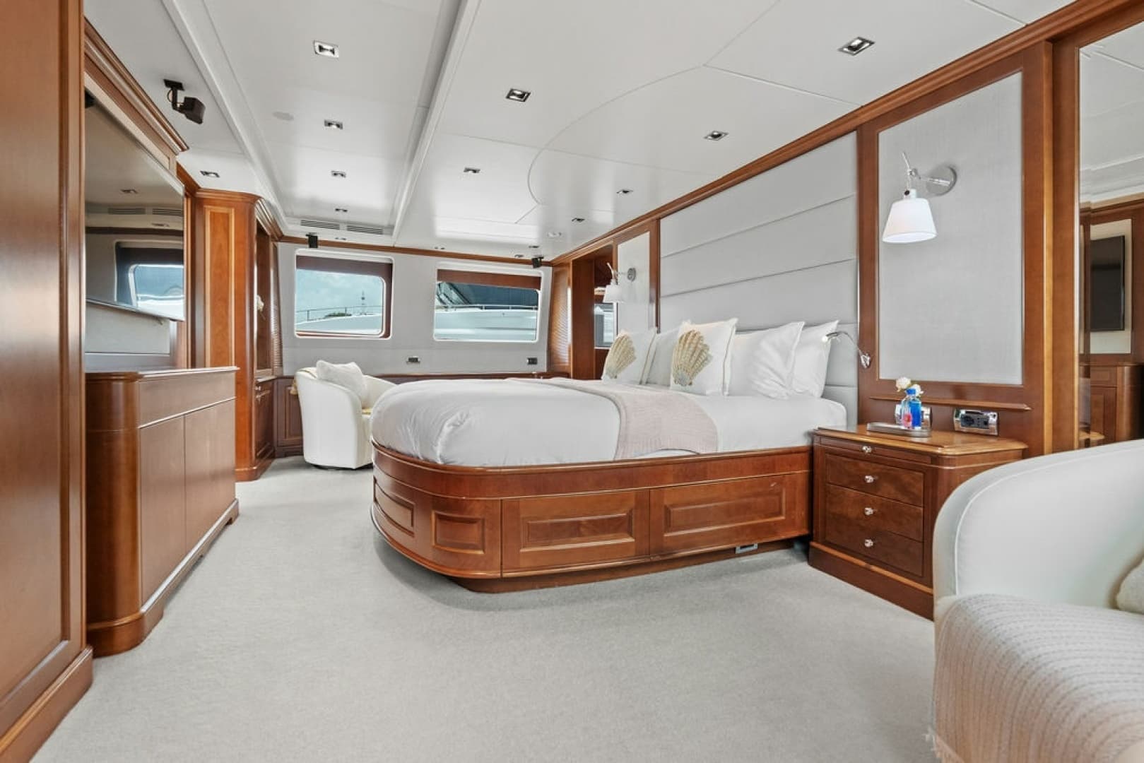 2008 Benetti 121 Classic photo 44
