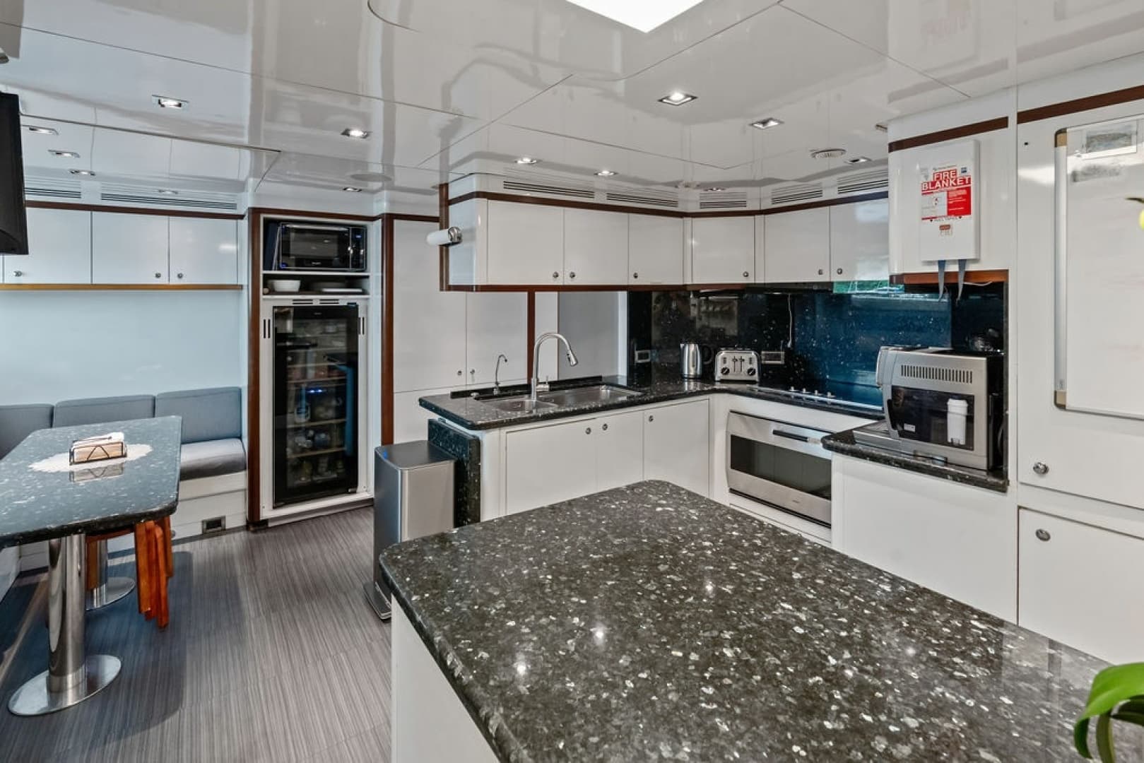 2008 Benetti 121 Classic photo 71