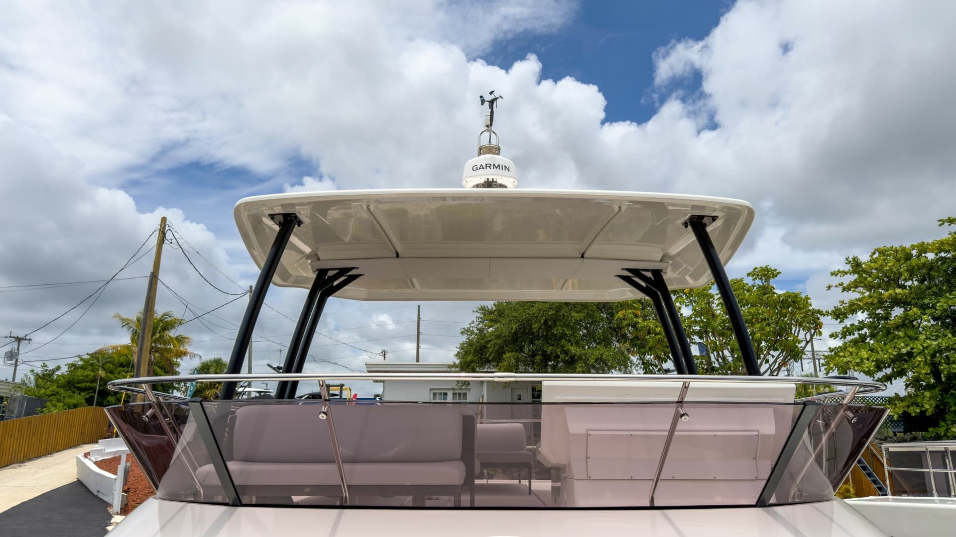 2025 Prestige M48 photo 39