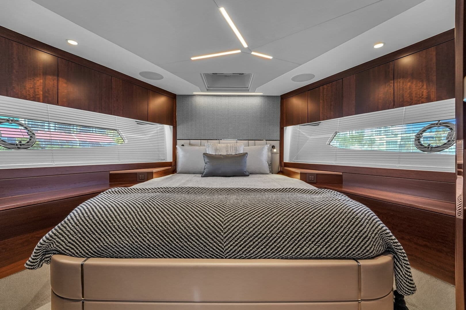 2023 Sunseeker Manhattan photo 75