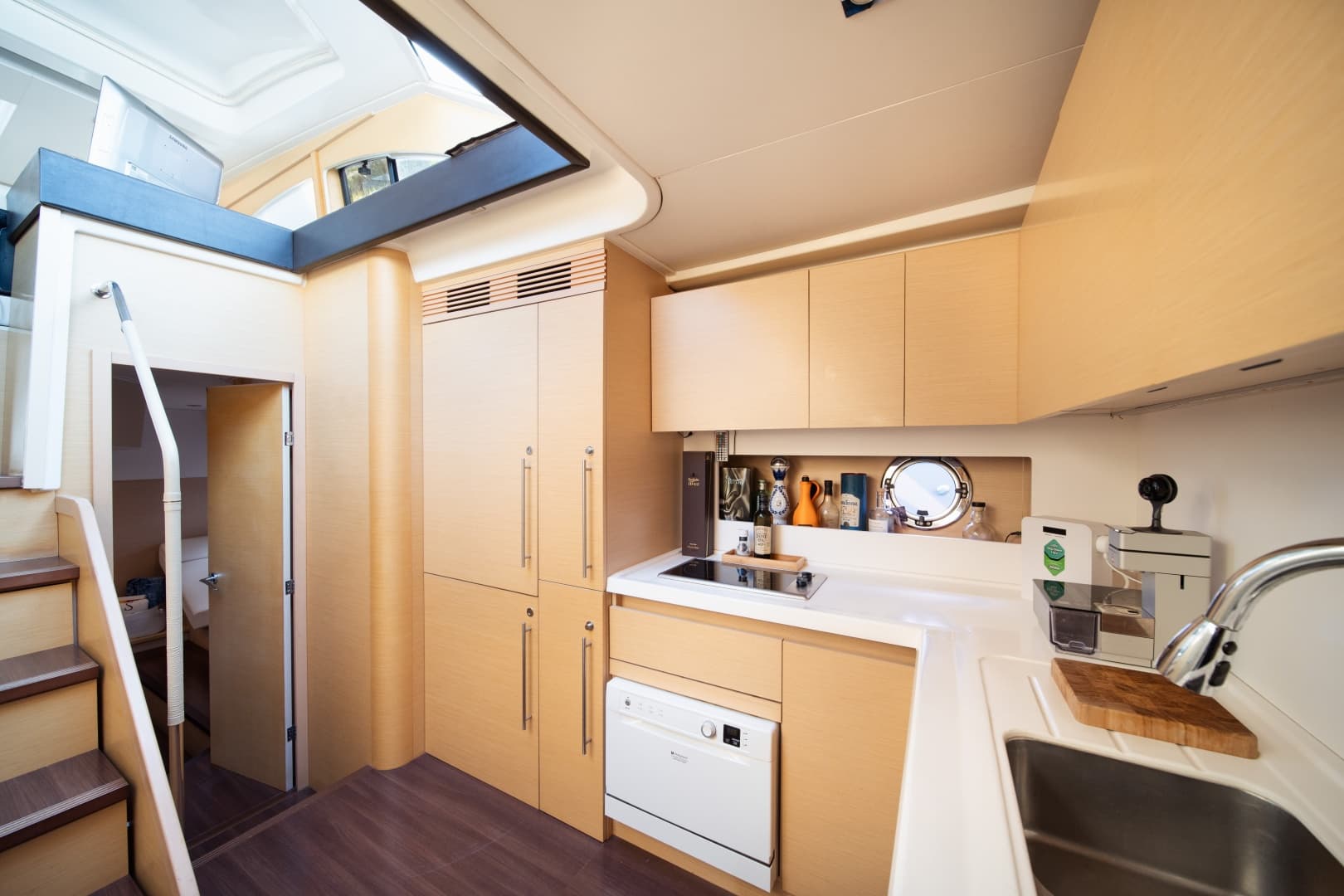 2010 Beneteau Monte Carlo 47 photo 20