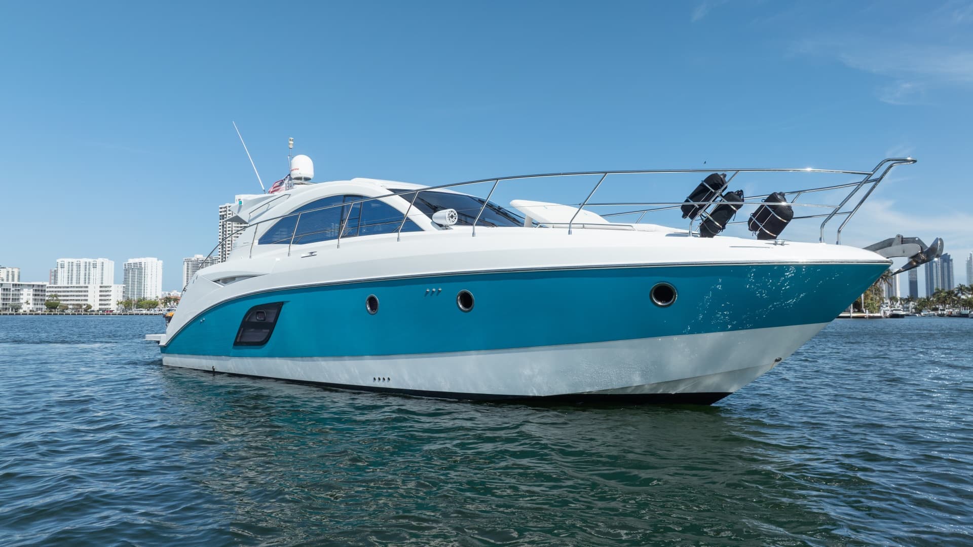 2010 Beneteau Monte Carlo 47 photo 2