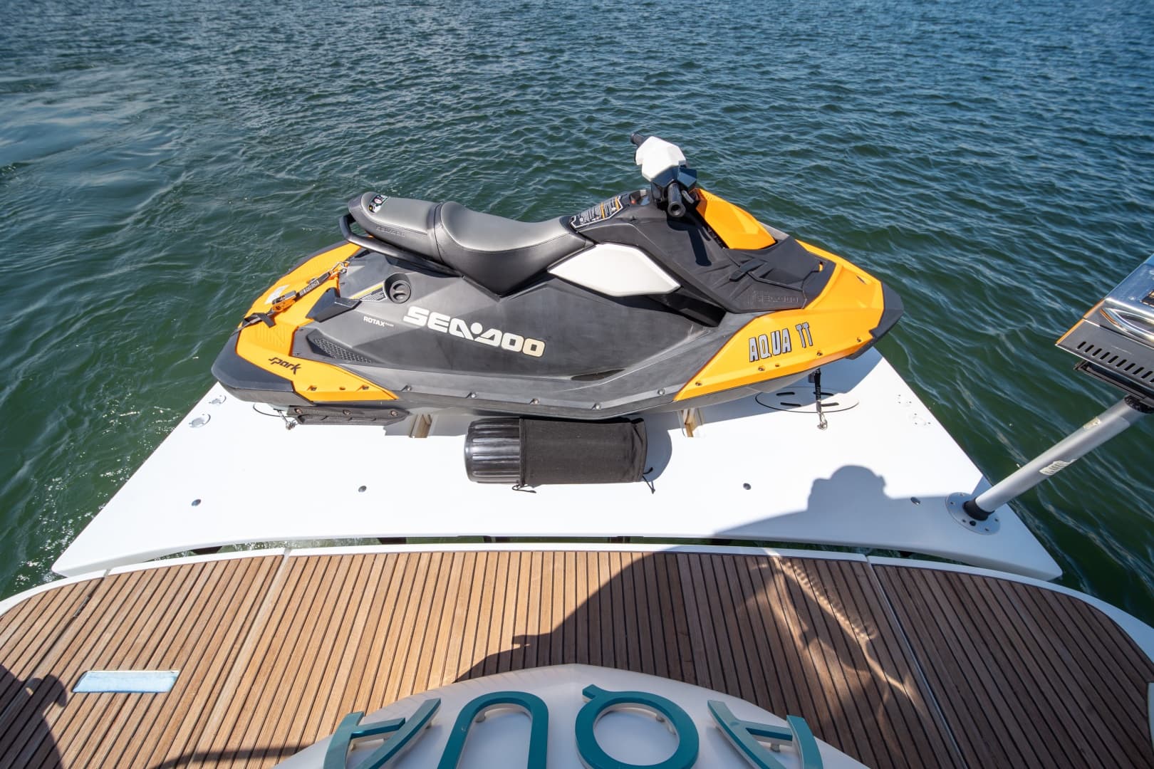 2010 Beneteau Monte Carlo 47 photo 9