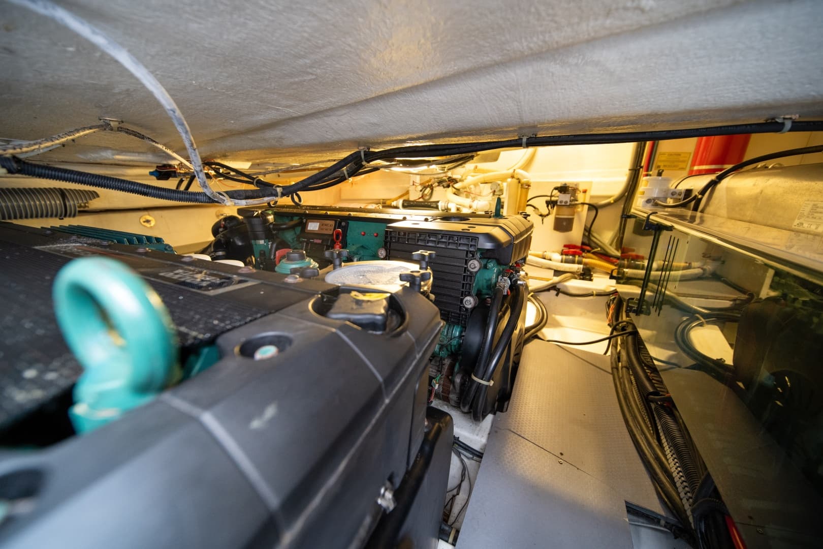 2010 Beneteau Monte Carlo 47 photo 31