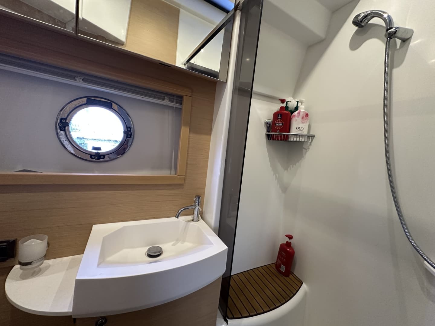 2011 Beneteau Monte Carlo 47 photo 42