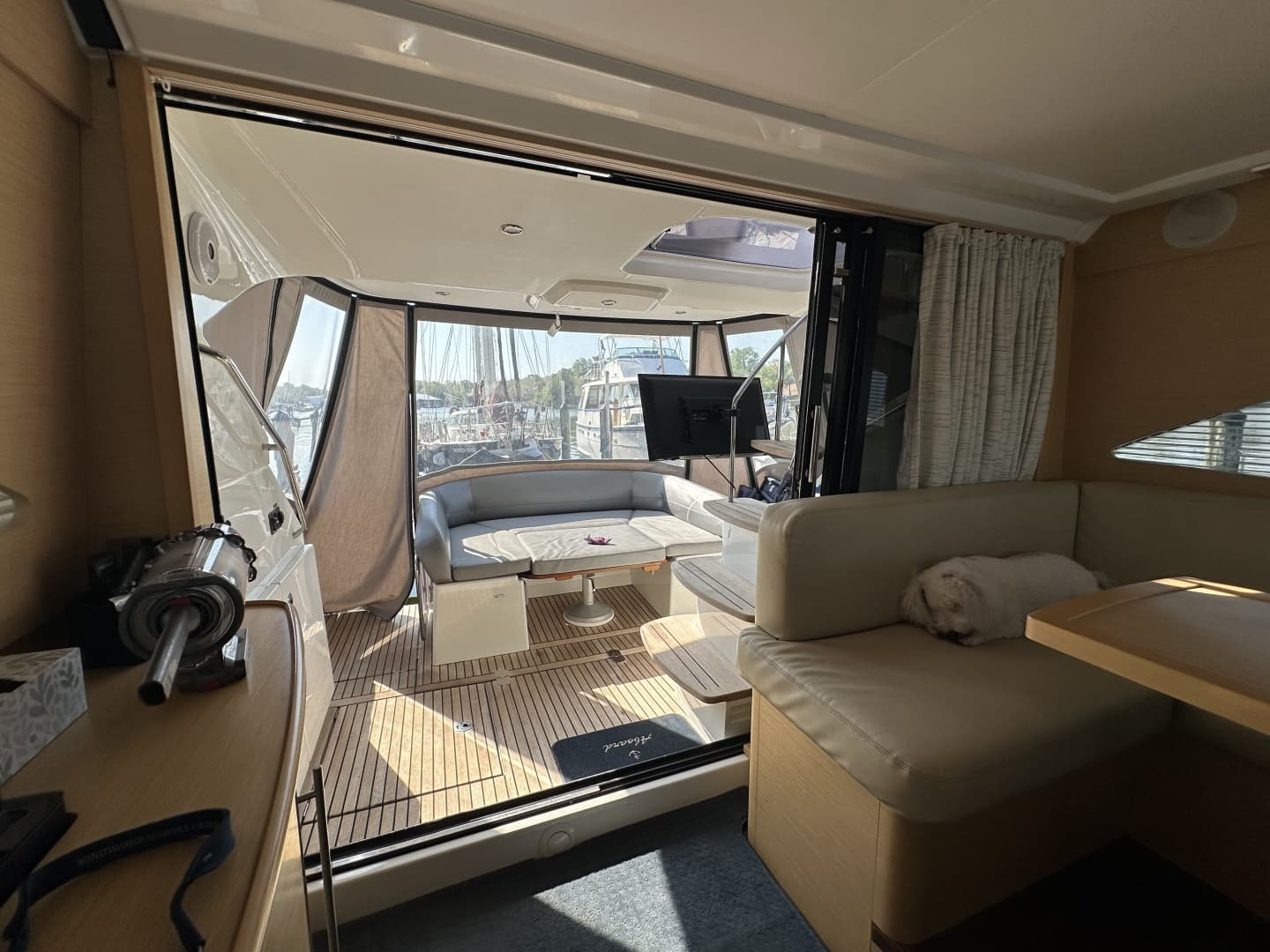 2011 Beneteau Monte Carlo 47 photo 44