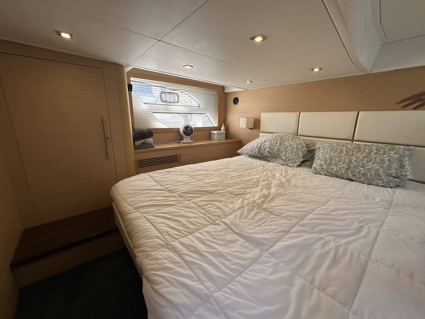 2011 Beneteau Monte Carlo 47 photo 38