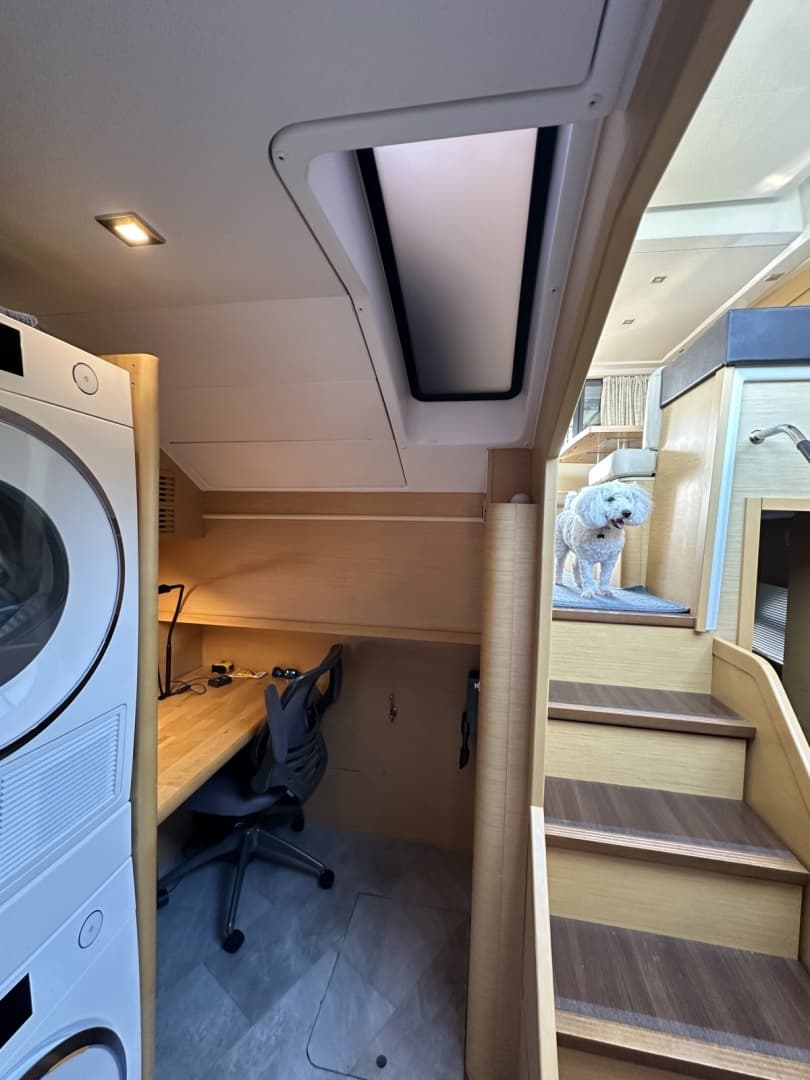 2011 Beneteau Monte Carlo 47 photo 28