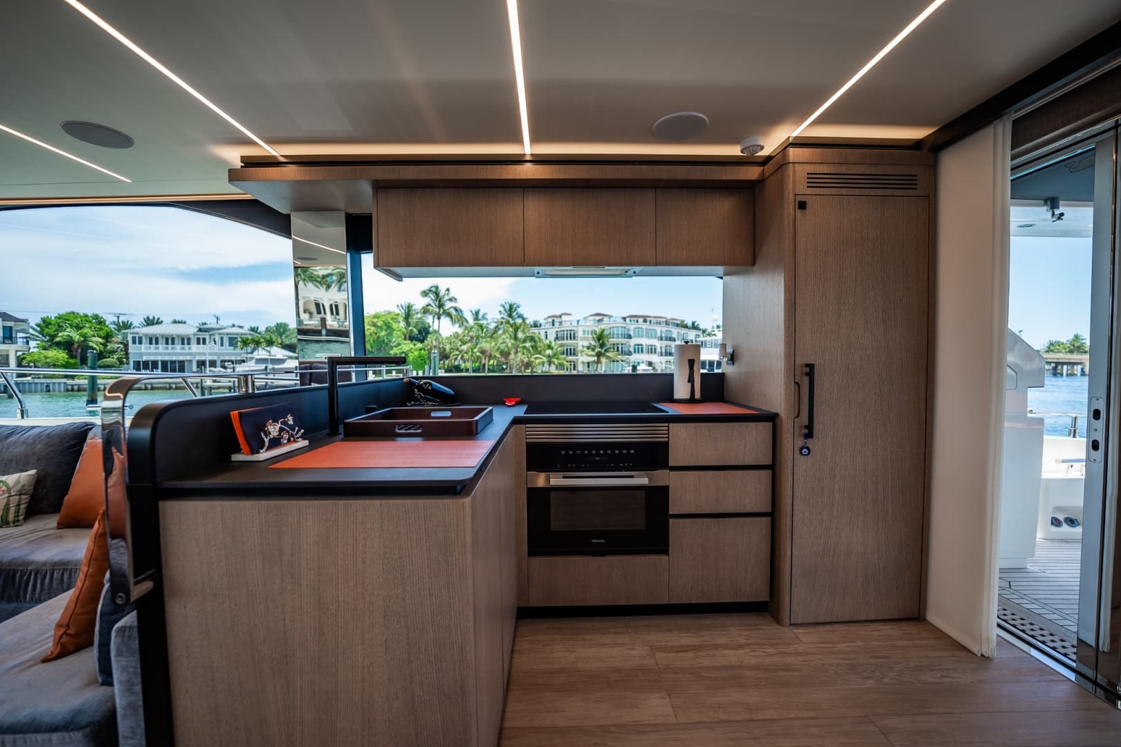 2024 Astondoa 66 Flybridge photo 63