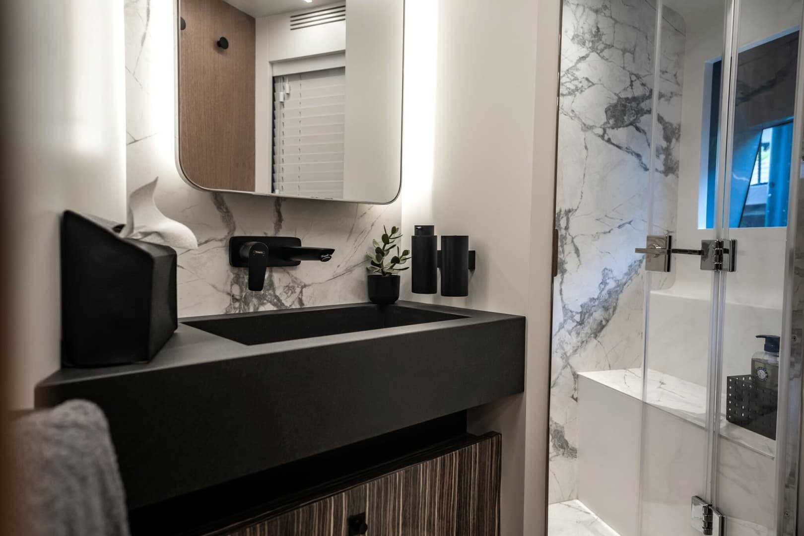 2024 Astondoa 66 Flybridge photo 82