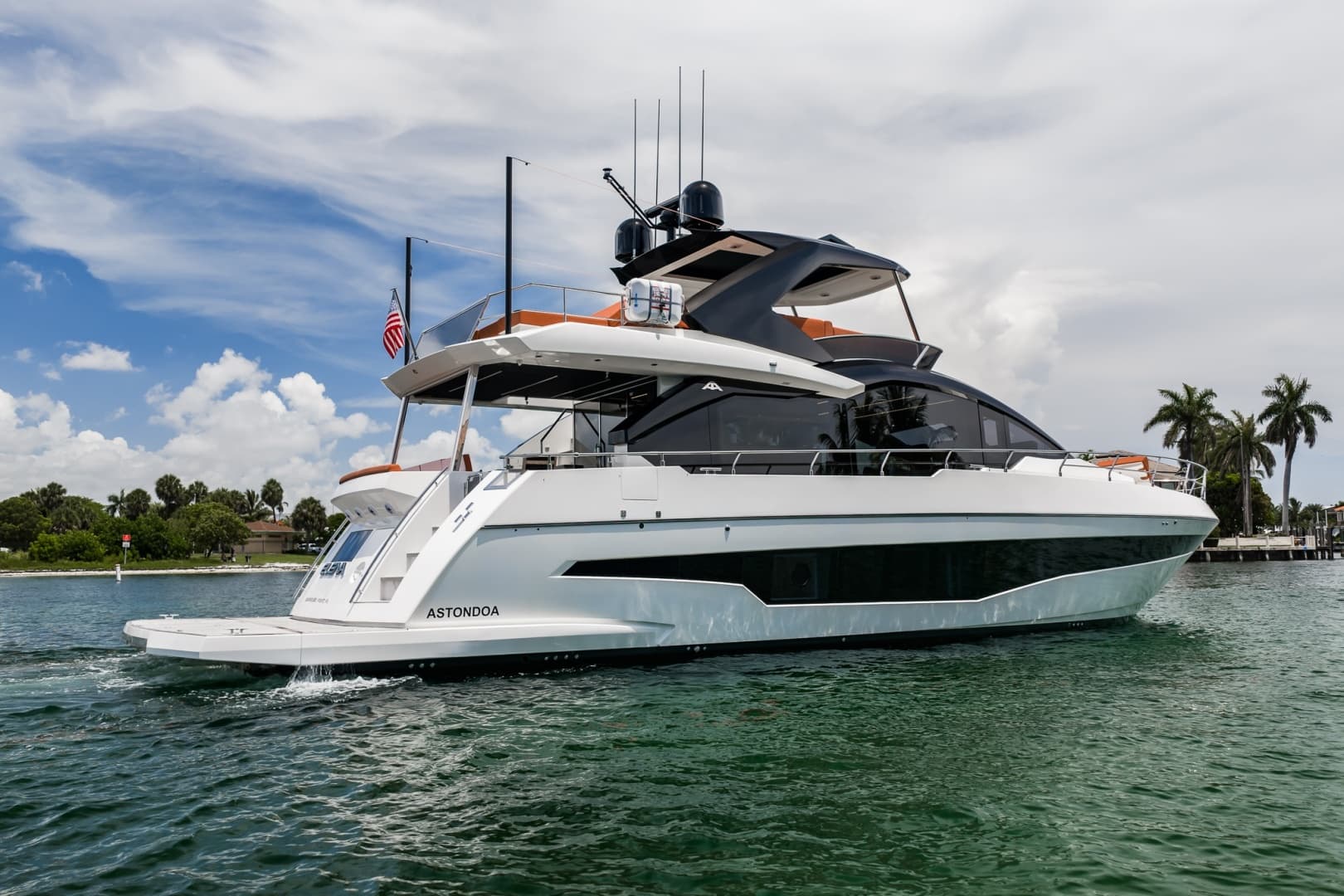 2024 Astondoa 66 Flybridge photo 8