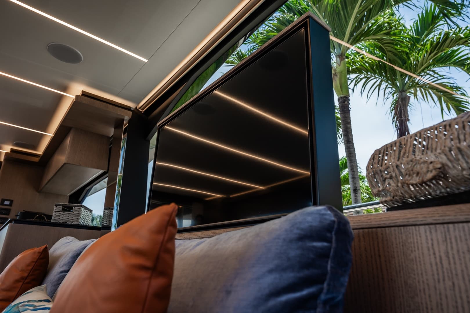 2024 Astondoa 66 Flybridge photo 59