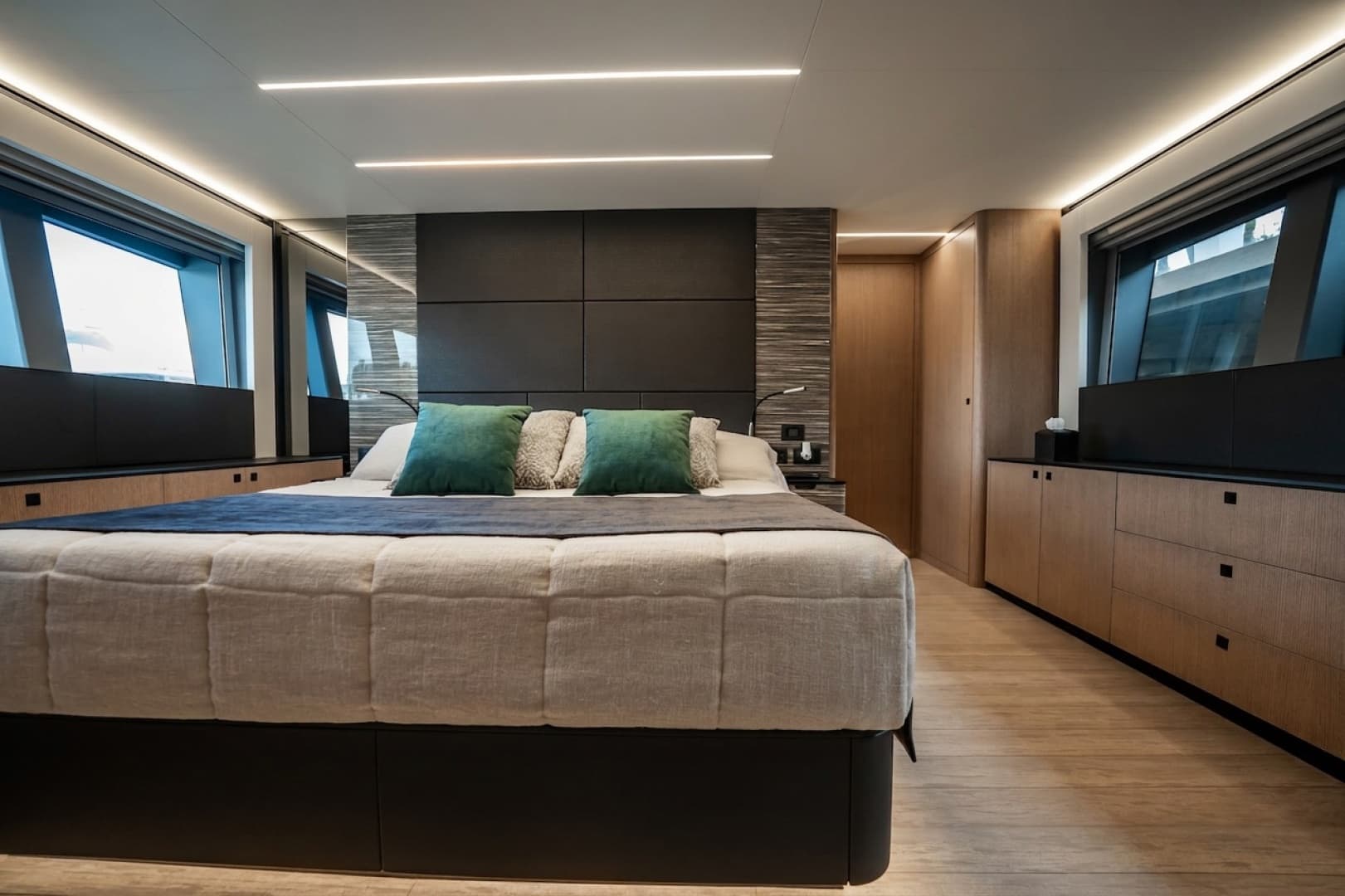 2024 Astondoa 66 Flybridge photo 70