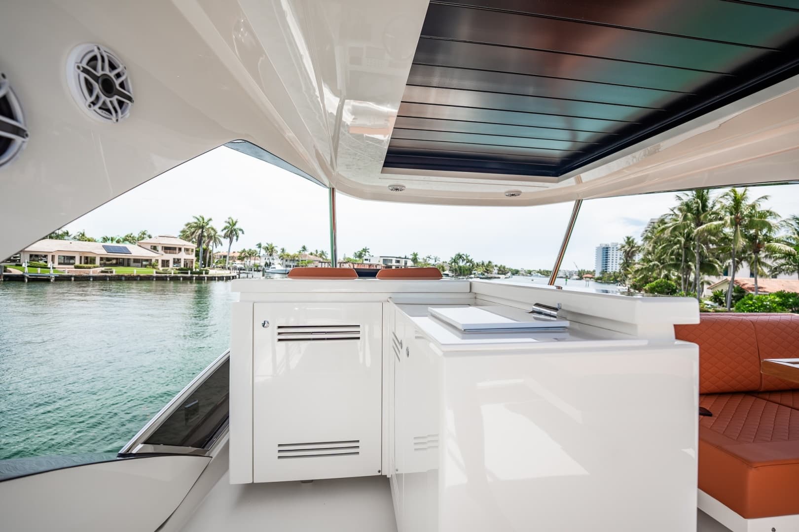 2024 Astondoa 66 Flybridge photo 17