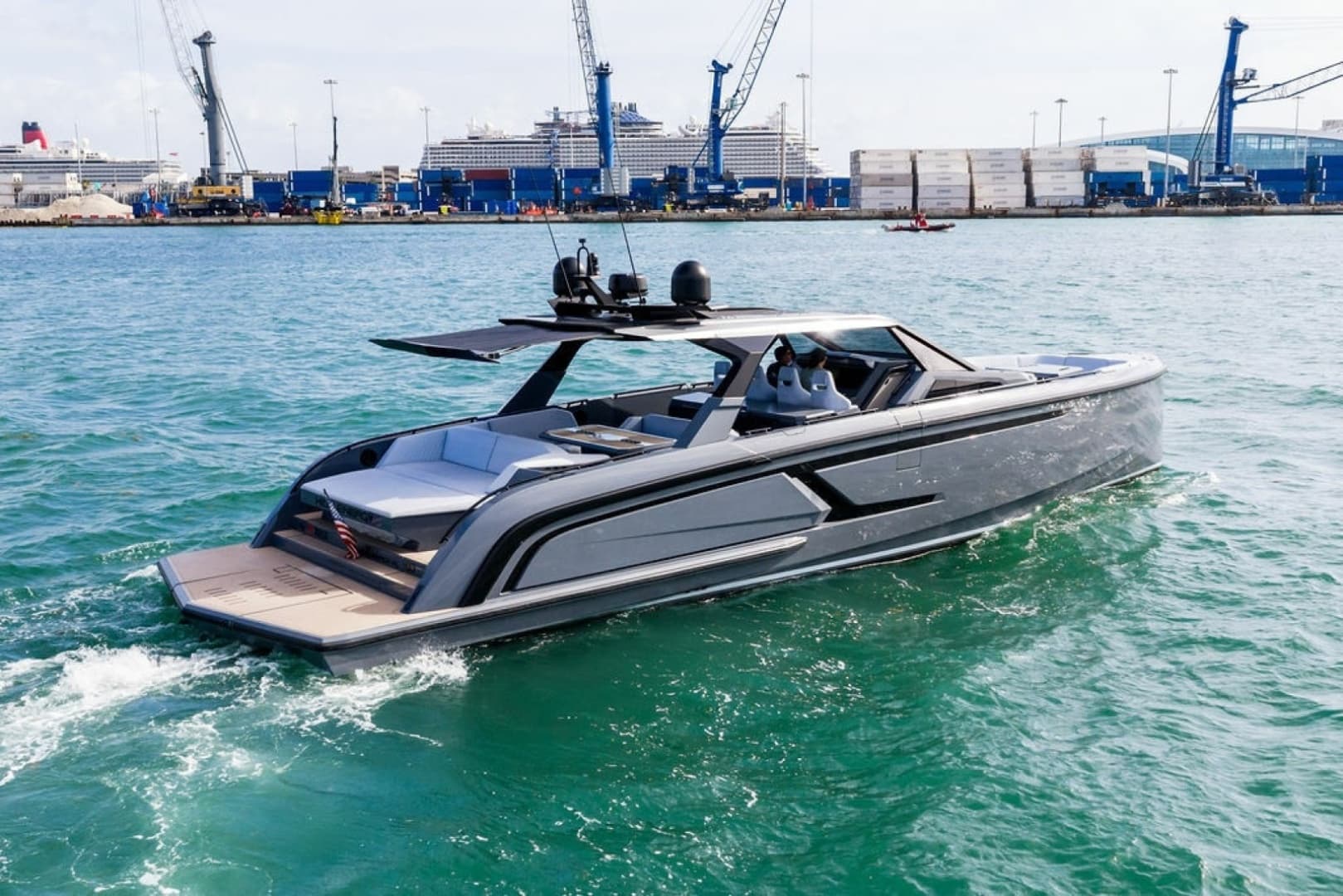 2024 Vanquish Yachts VQ55 photo 3