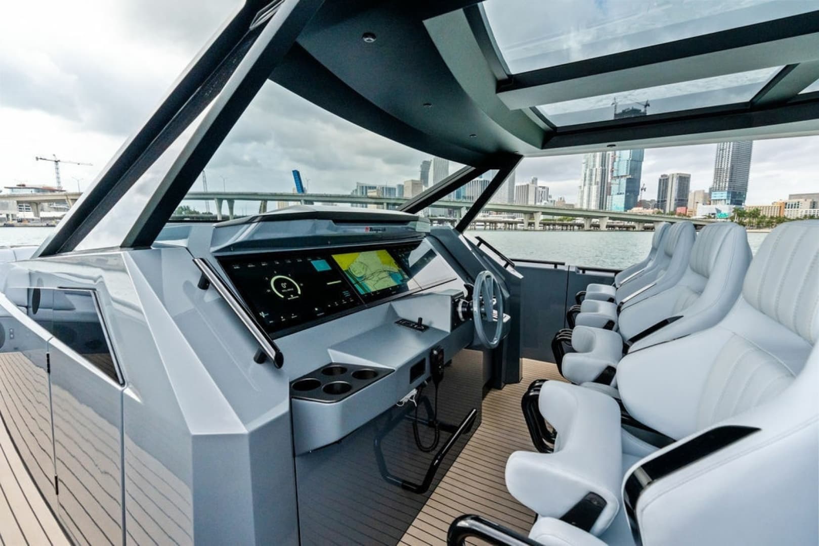2024 Vanquish Yachts VQ55 photo 27