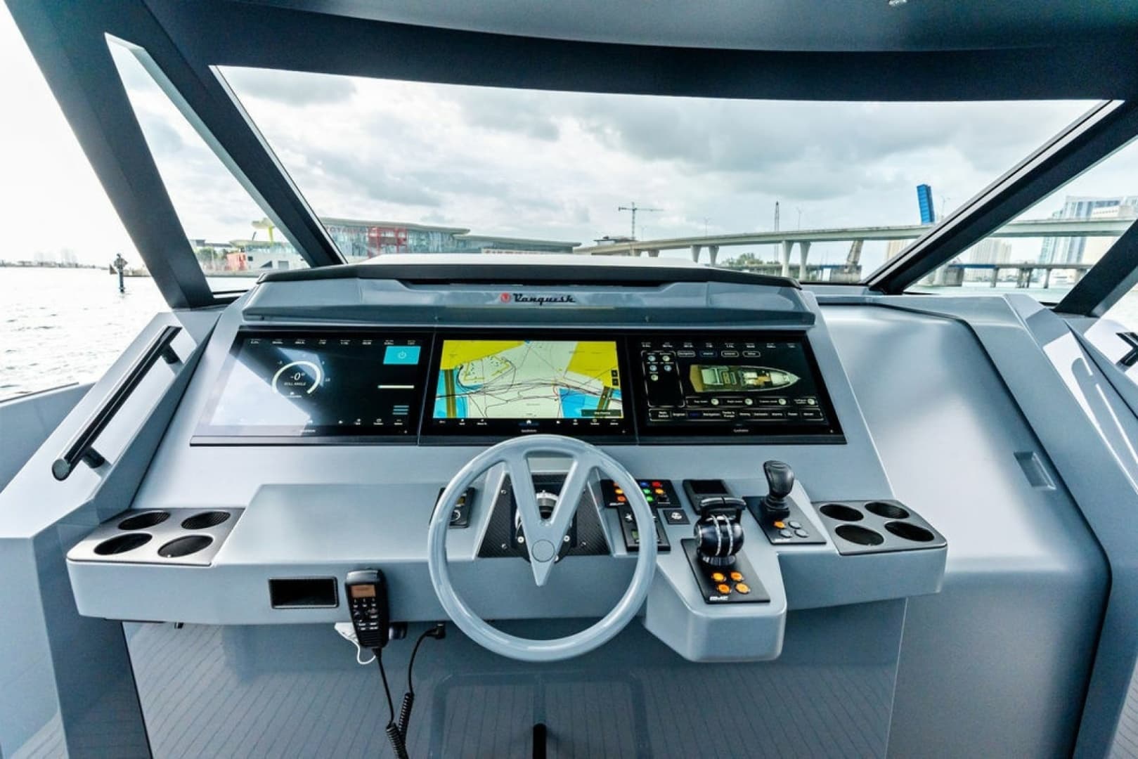 2024 Vanquish Yachts VQ55 photo 29