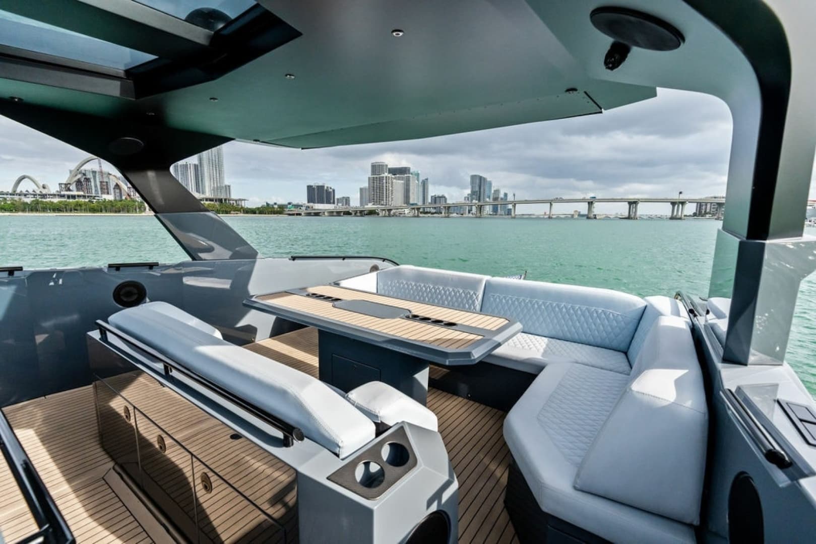 2024 Vanquish Yachts VQ55 photo 20