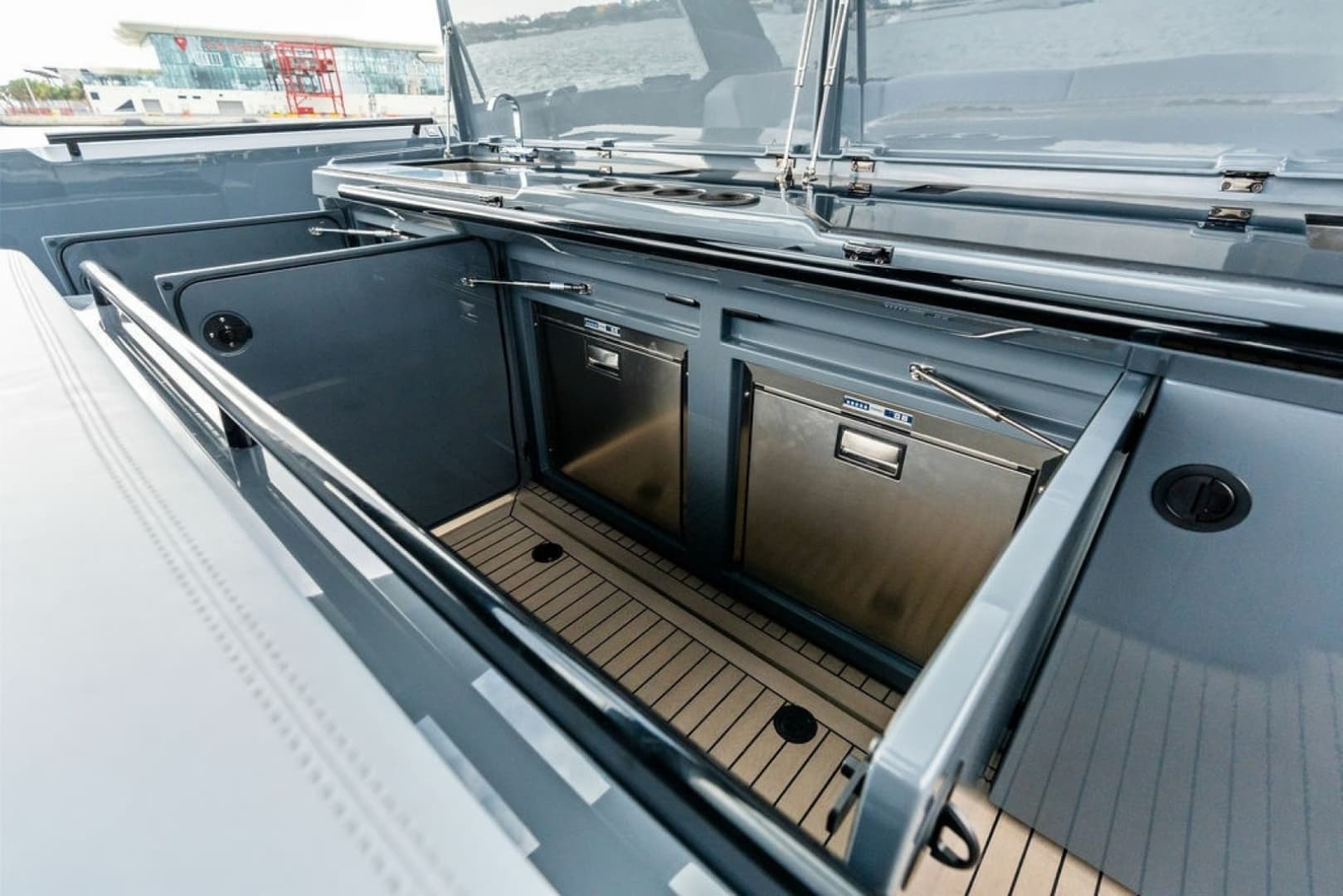 2024 Vanquish Yachts VQ55 photo 30