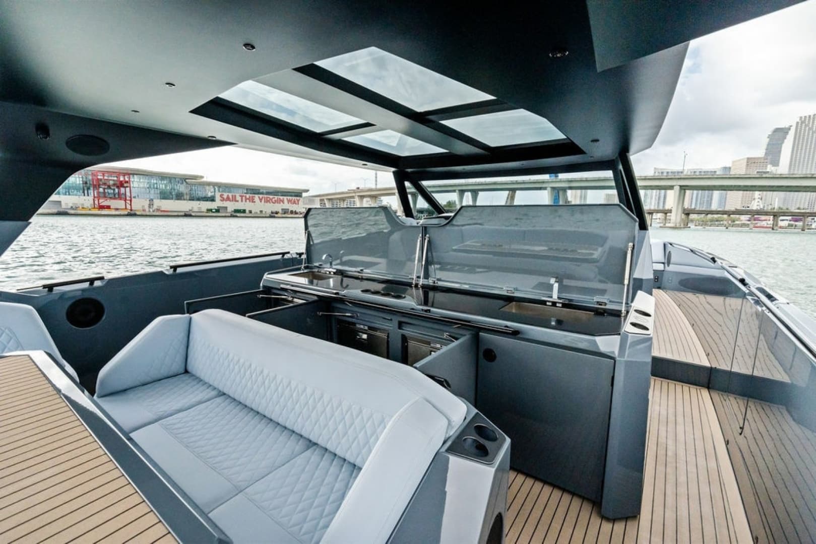 2024 Vanquish Yachts VQ55 photo 18