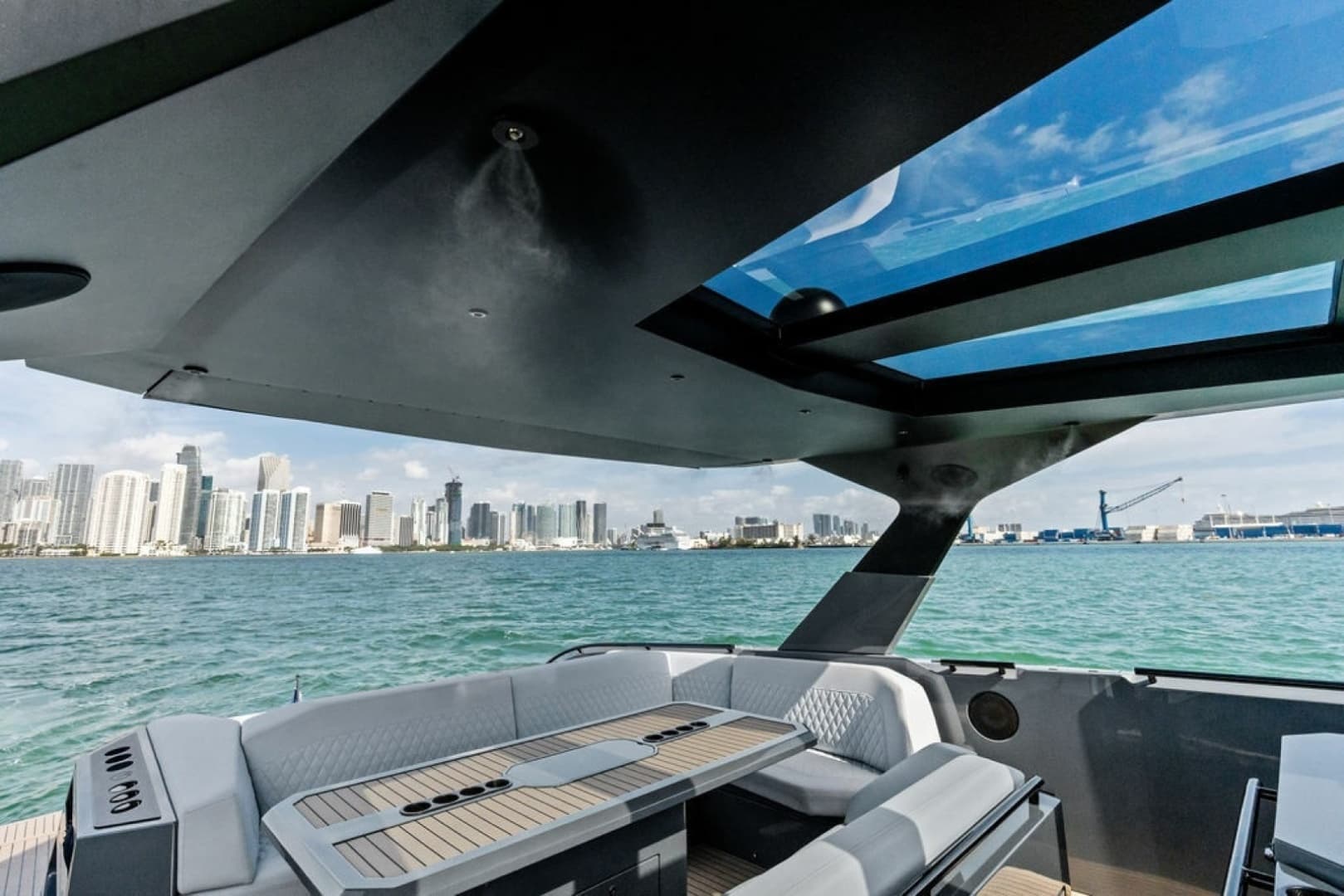 2024 Vanquish Yachts VQ55 photo 16