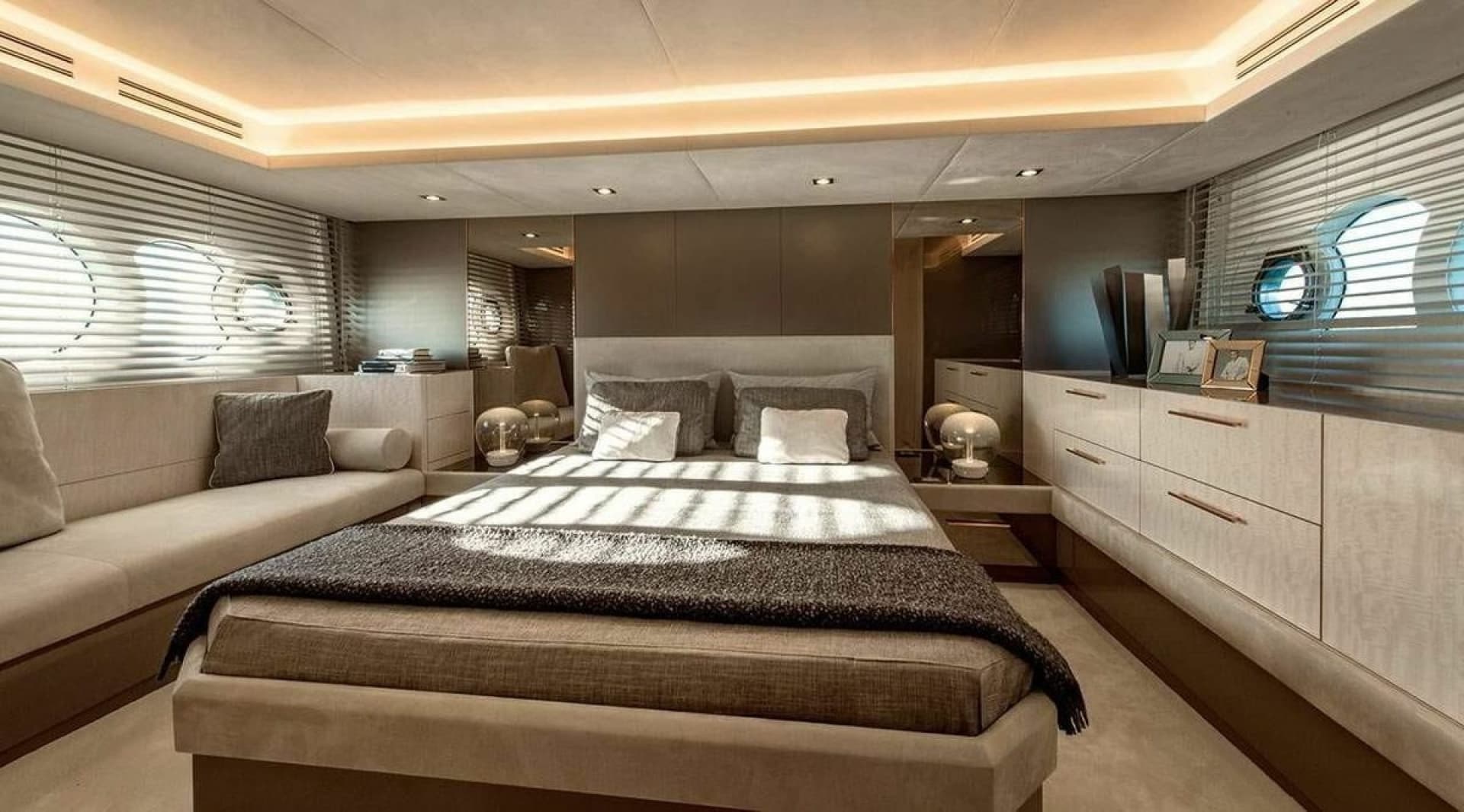 2021 Monte Carlo MCY 66 photo 17