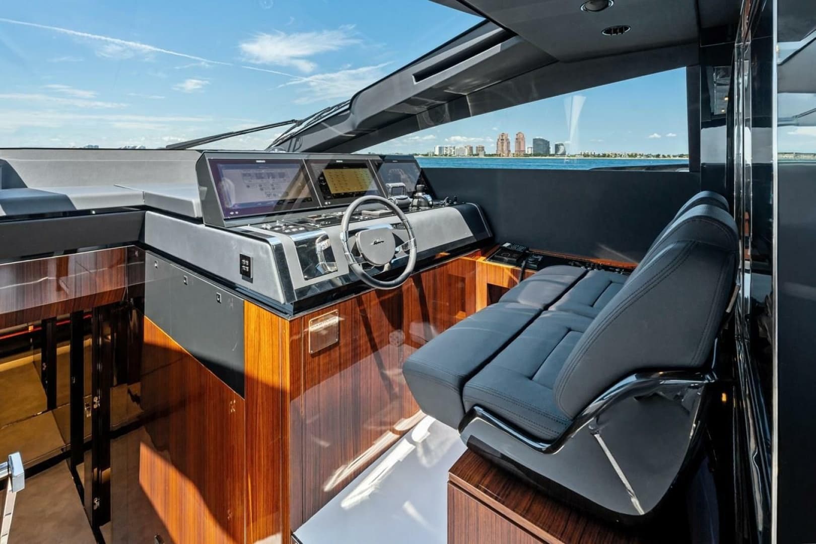 2022 Riva Folgore photo 40