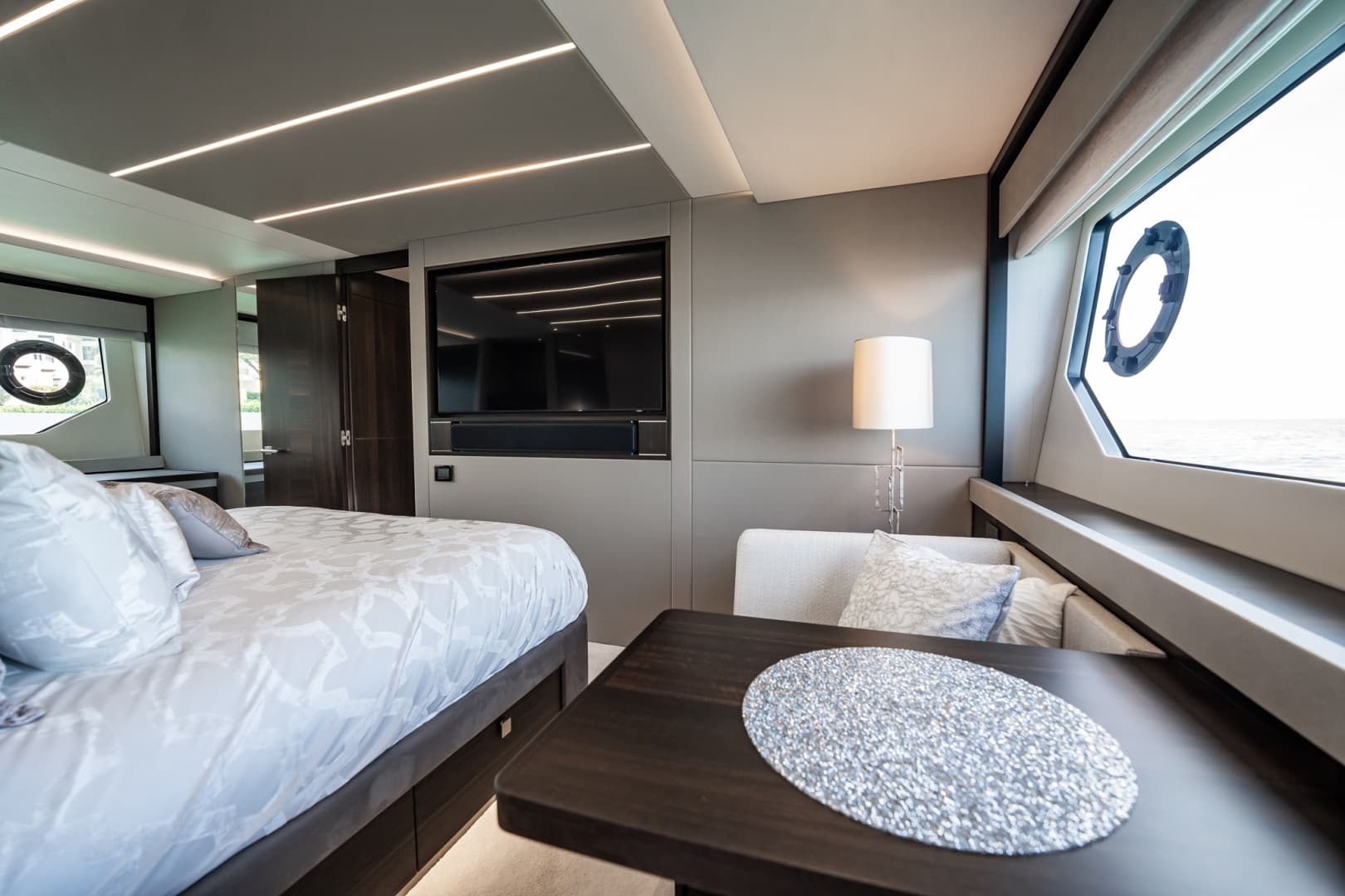 2025 Sunseeker 76 Yacht photo 88