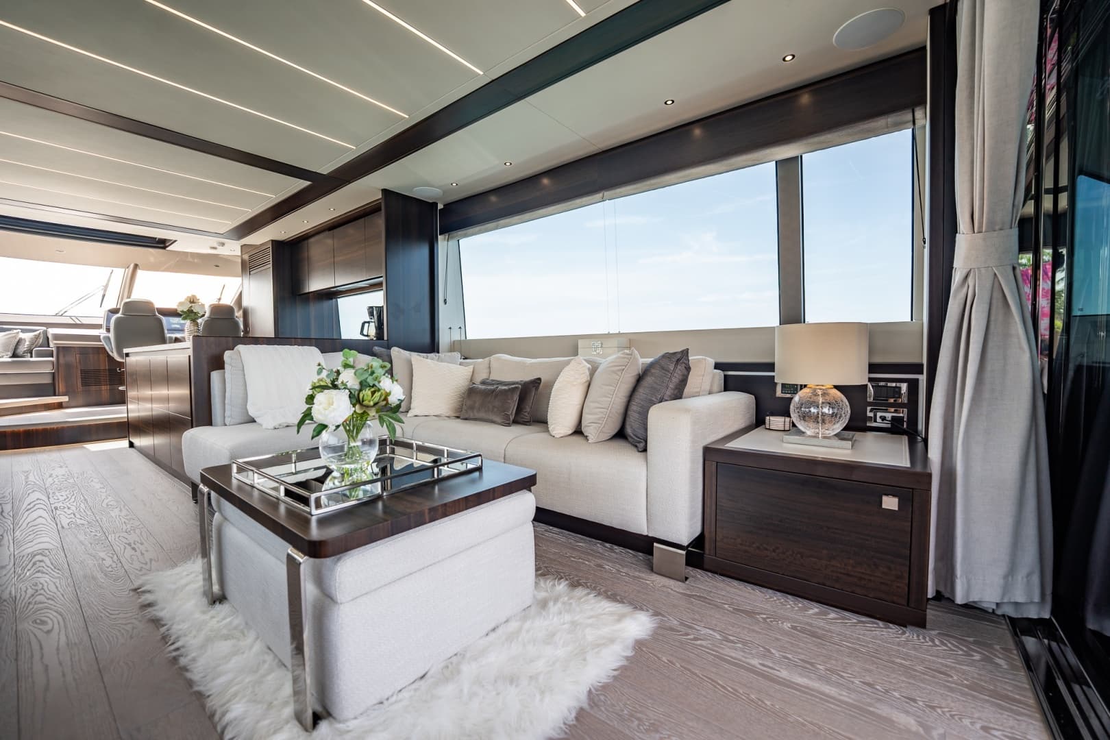 2025 Sunseeker 76 Yacht photo 47