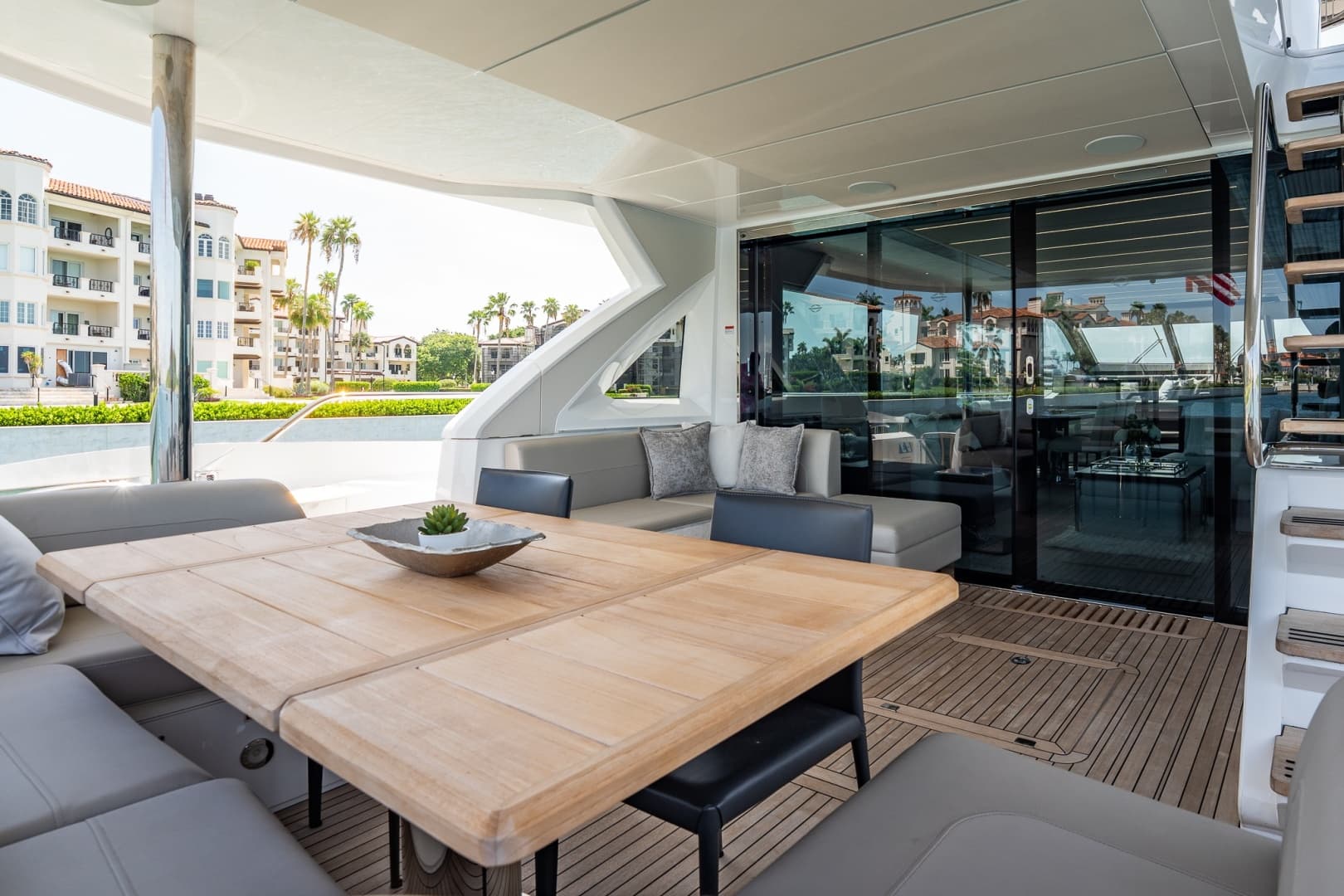 2025 Sunseeker 76 Yacht photo 20