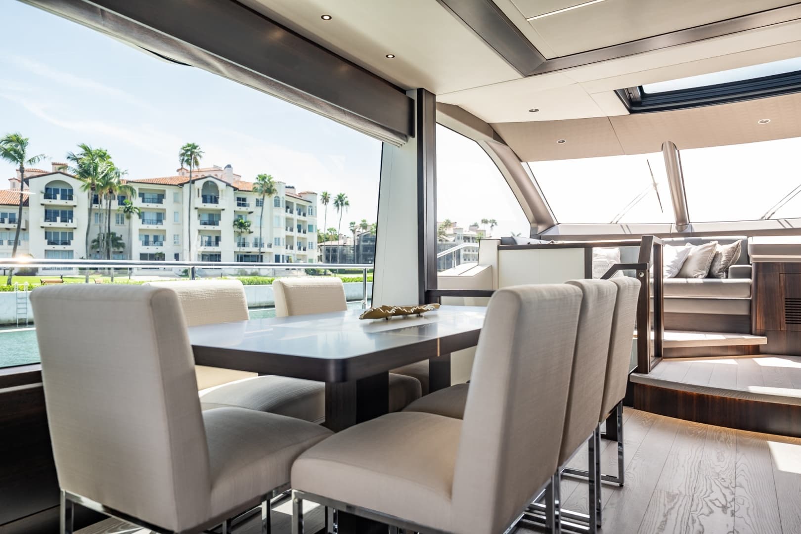 2025 Sunseeker 76 Yacht photo 49