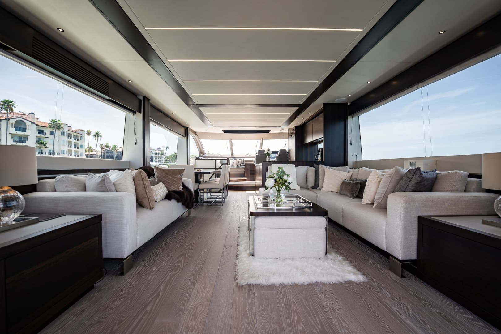 2025 Sunseeker 76 Yacht photo 44