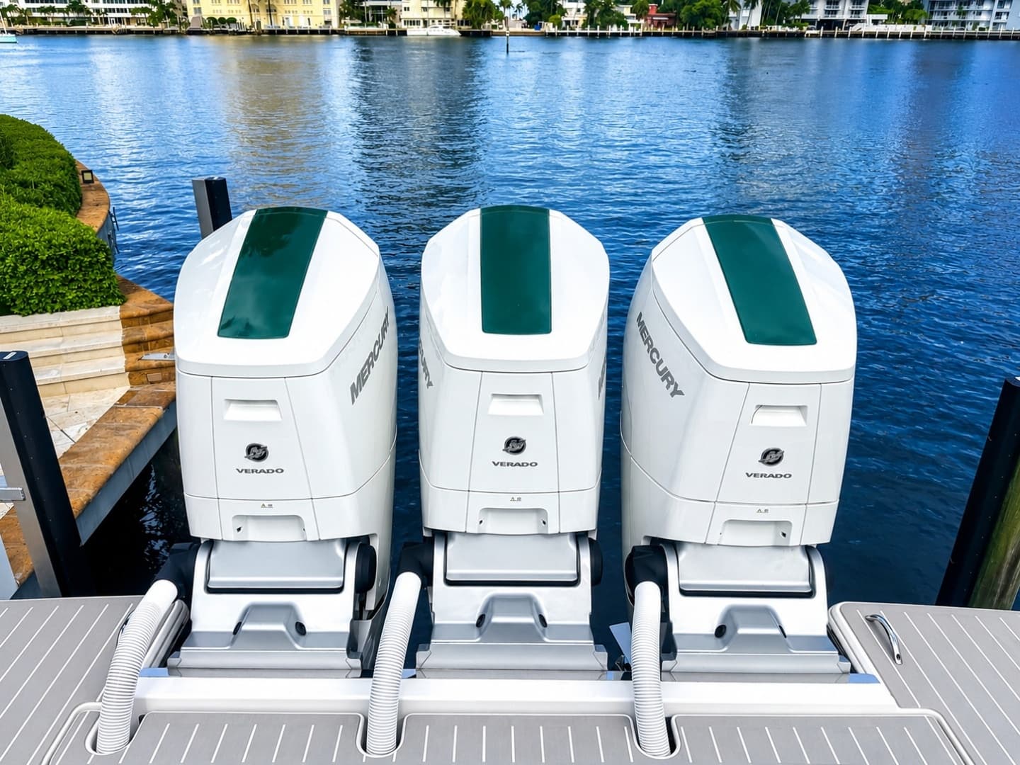 2024 Tiara Yachts 48 LS photo 25