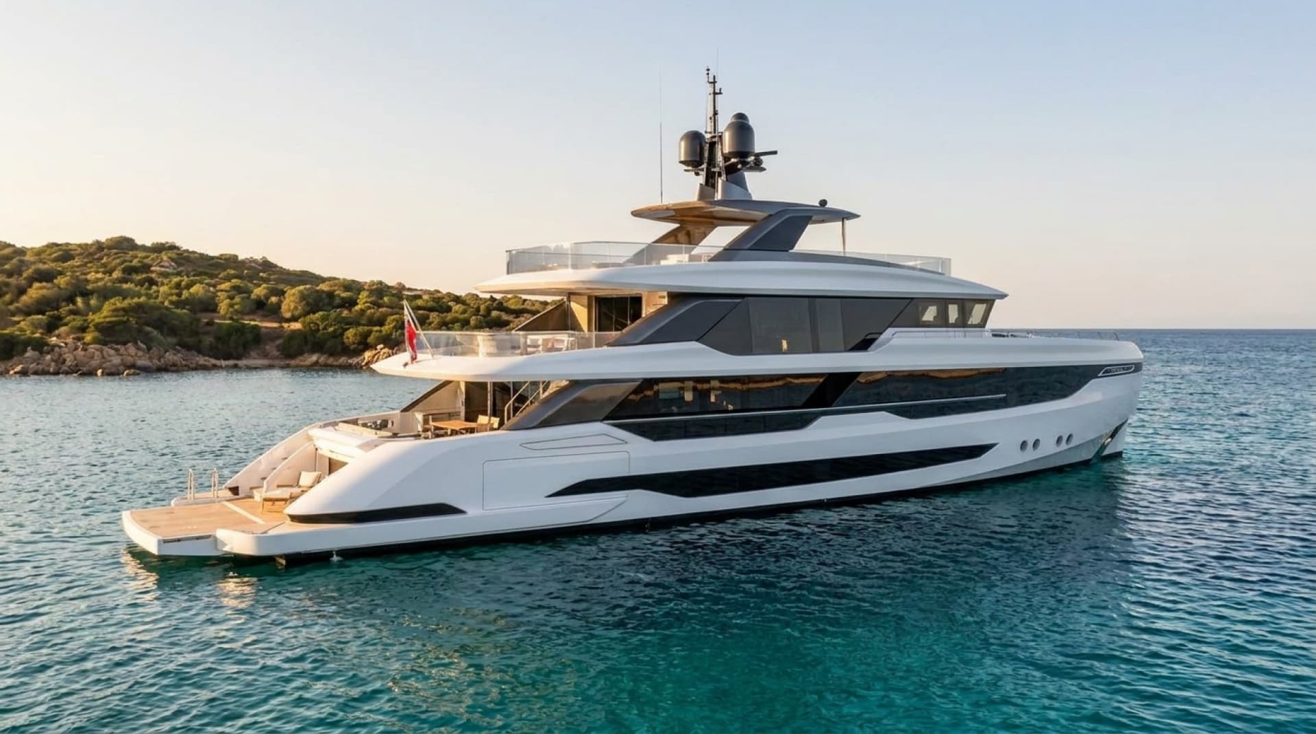 2028 Hargrave Signature E Series Tri-Deck By Teruzzi photo 3